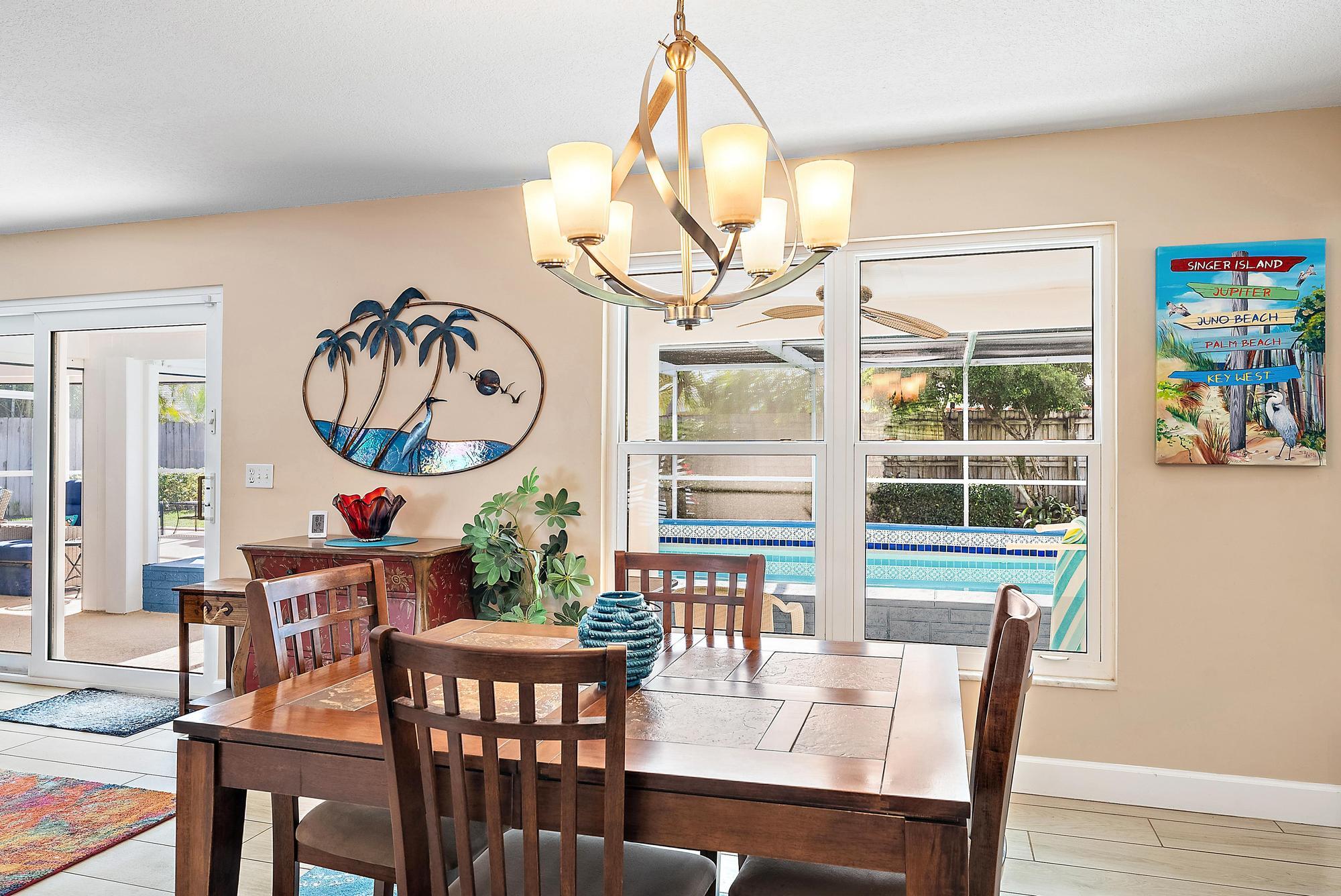 1211 Dolphin Road