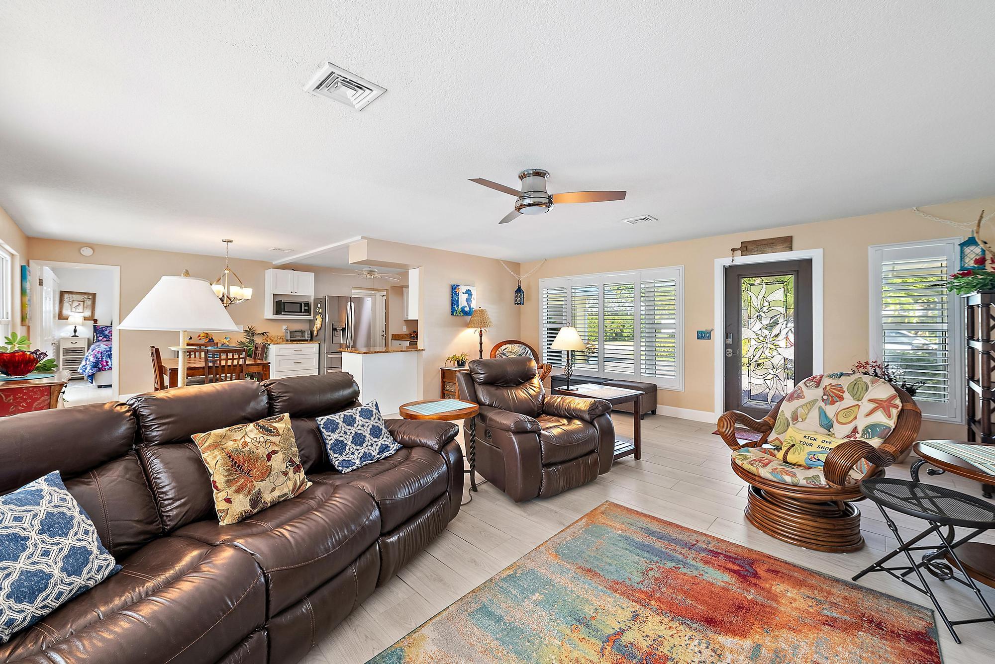 1211 Dolphin Road