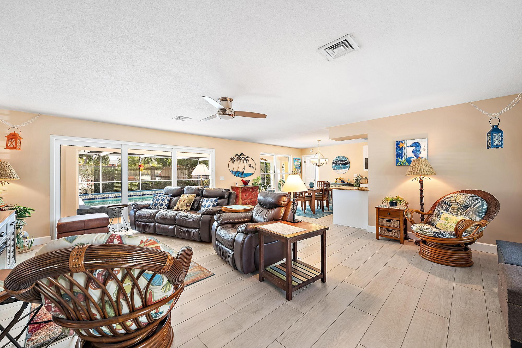 1211 Dolphin Road