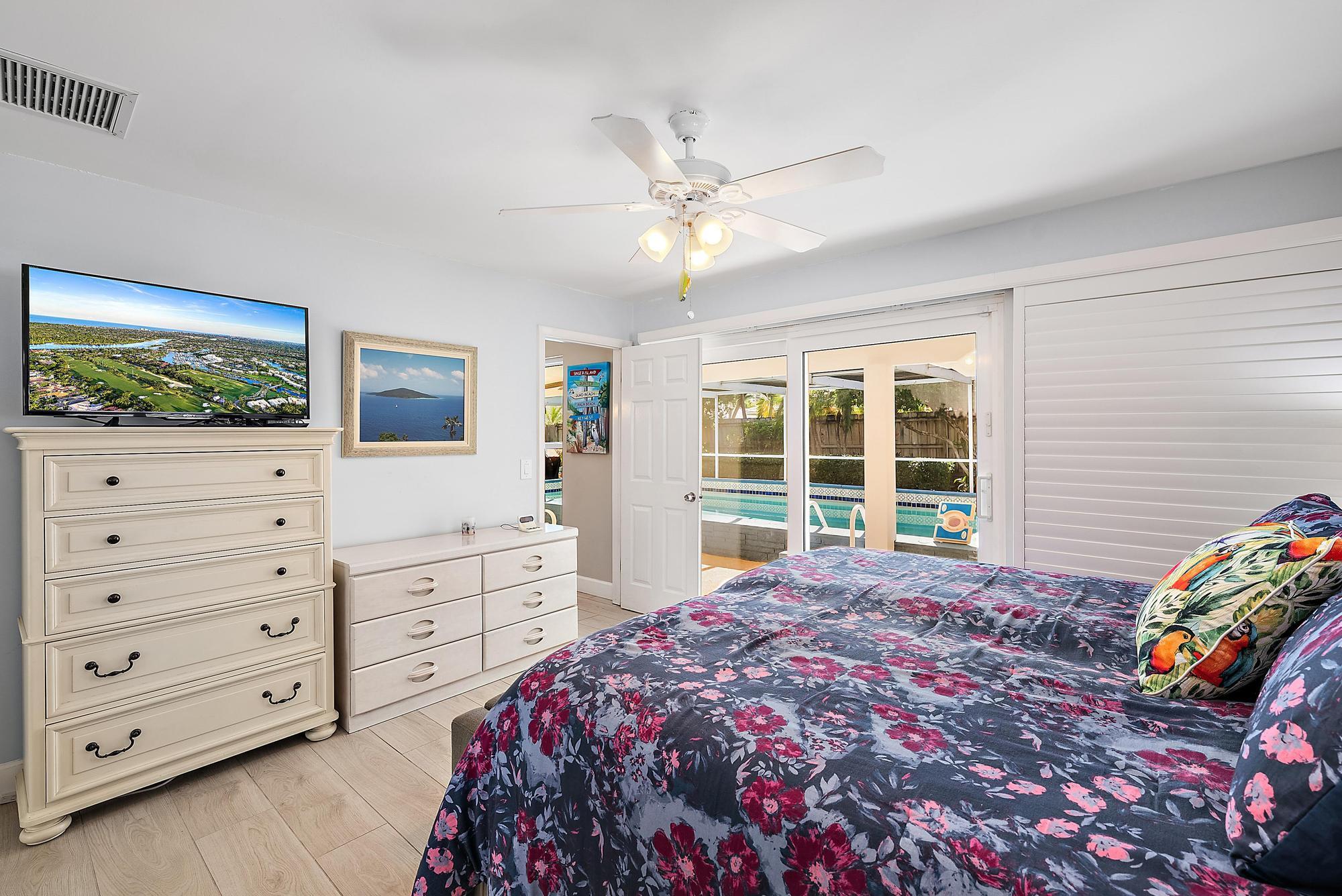 1211 Dolphin Road