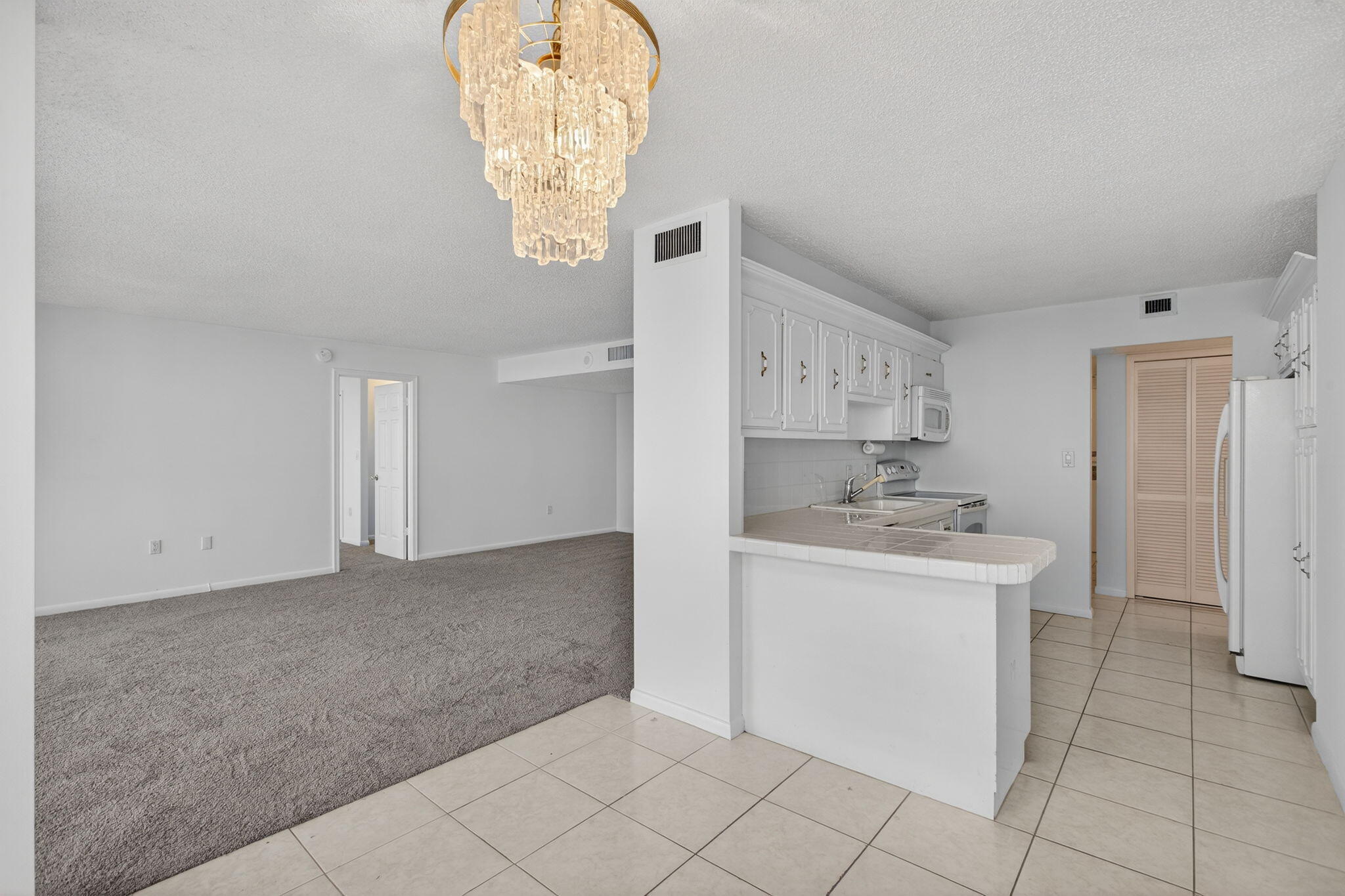 4200 N Ocean Drive 2-1606