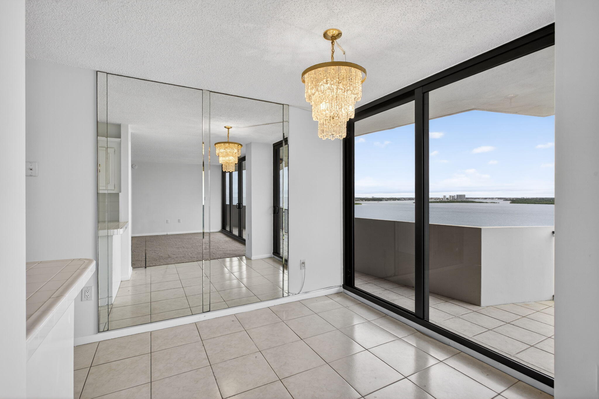 4200 N Ocean Drive 2-1606