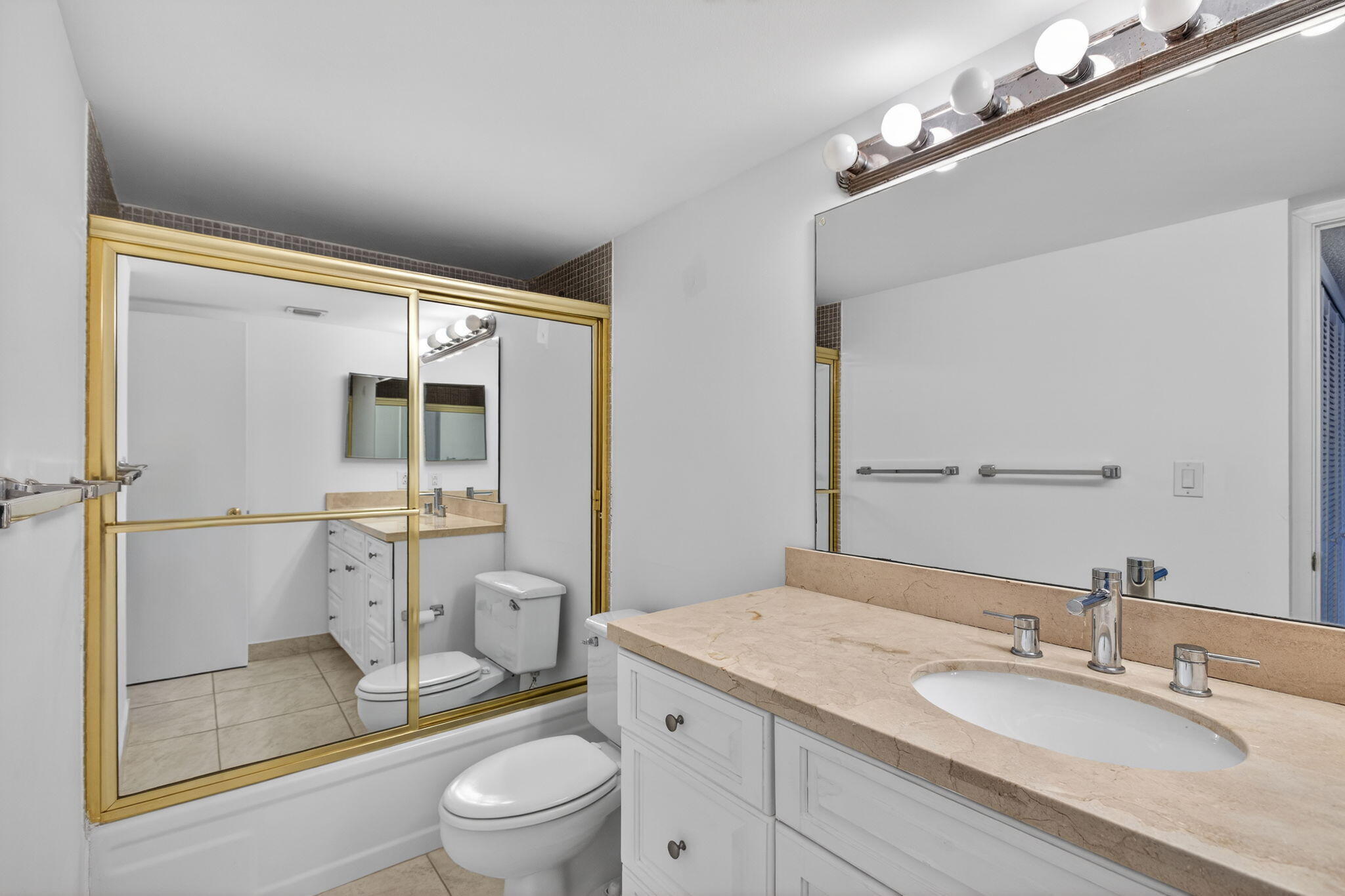 4200 N Ocean Drive 2-1606