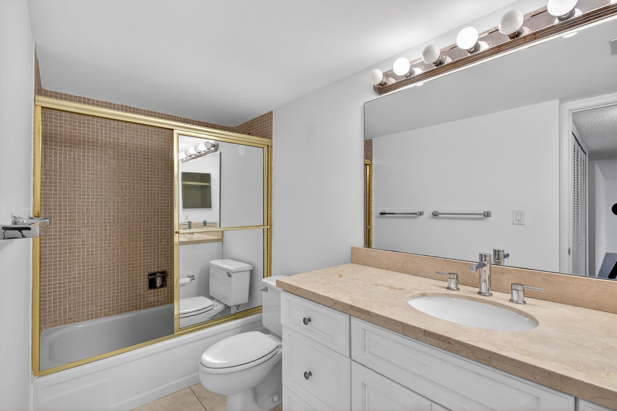 4200 N Ocean Drive 2-1606