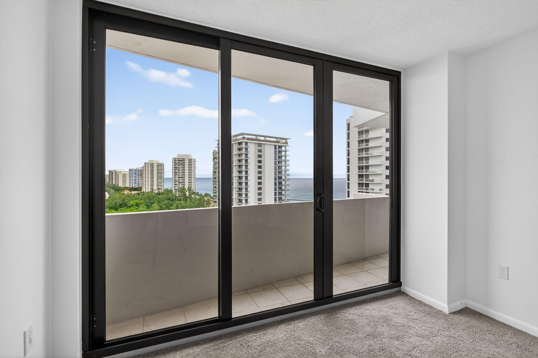 4200 N Ocean Drive 2-1606