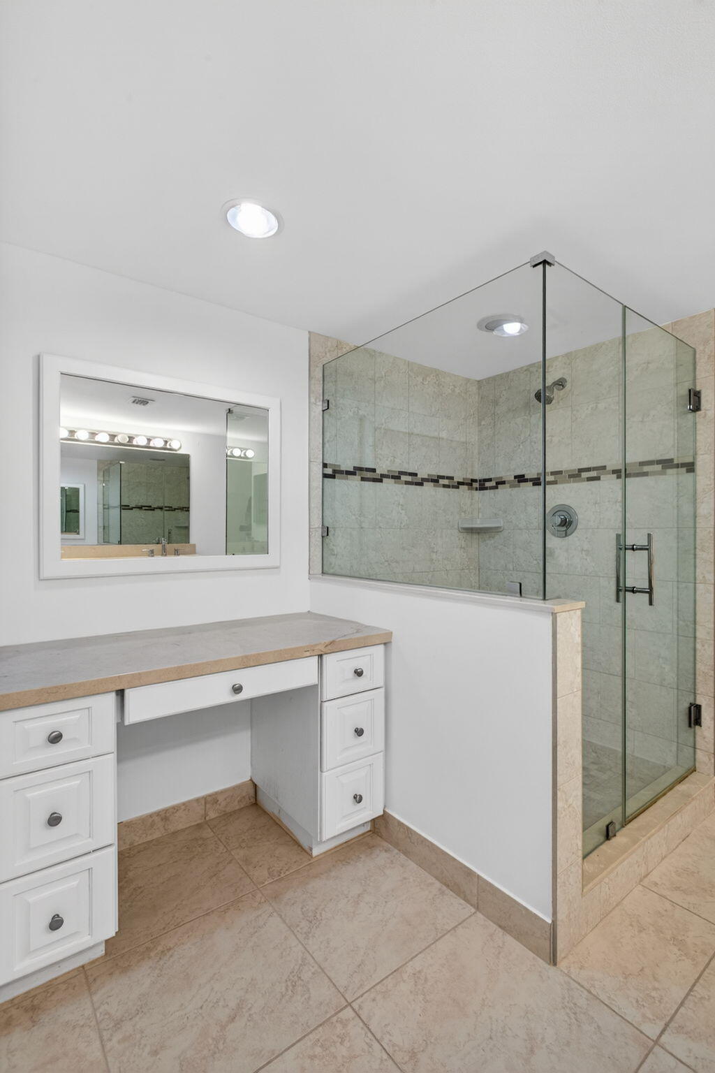 4200 N Ocean Drive 2-1606