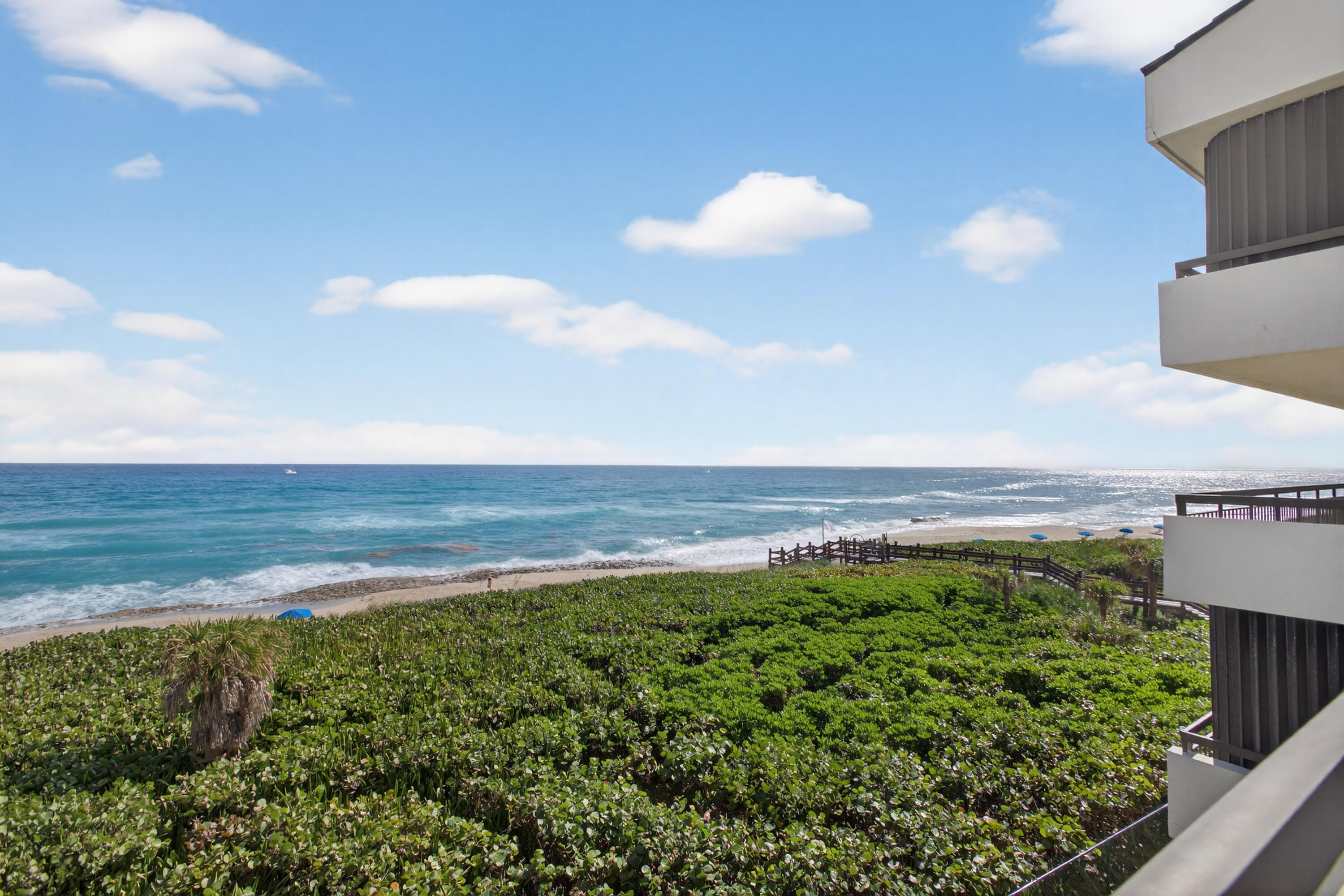 4050 N Ocean Drive 301