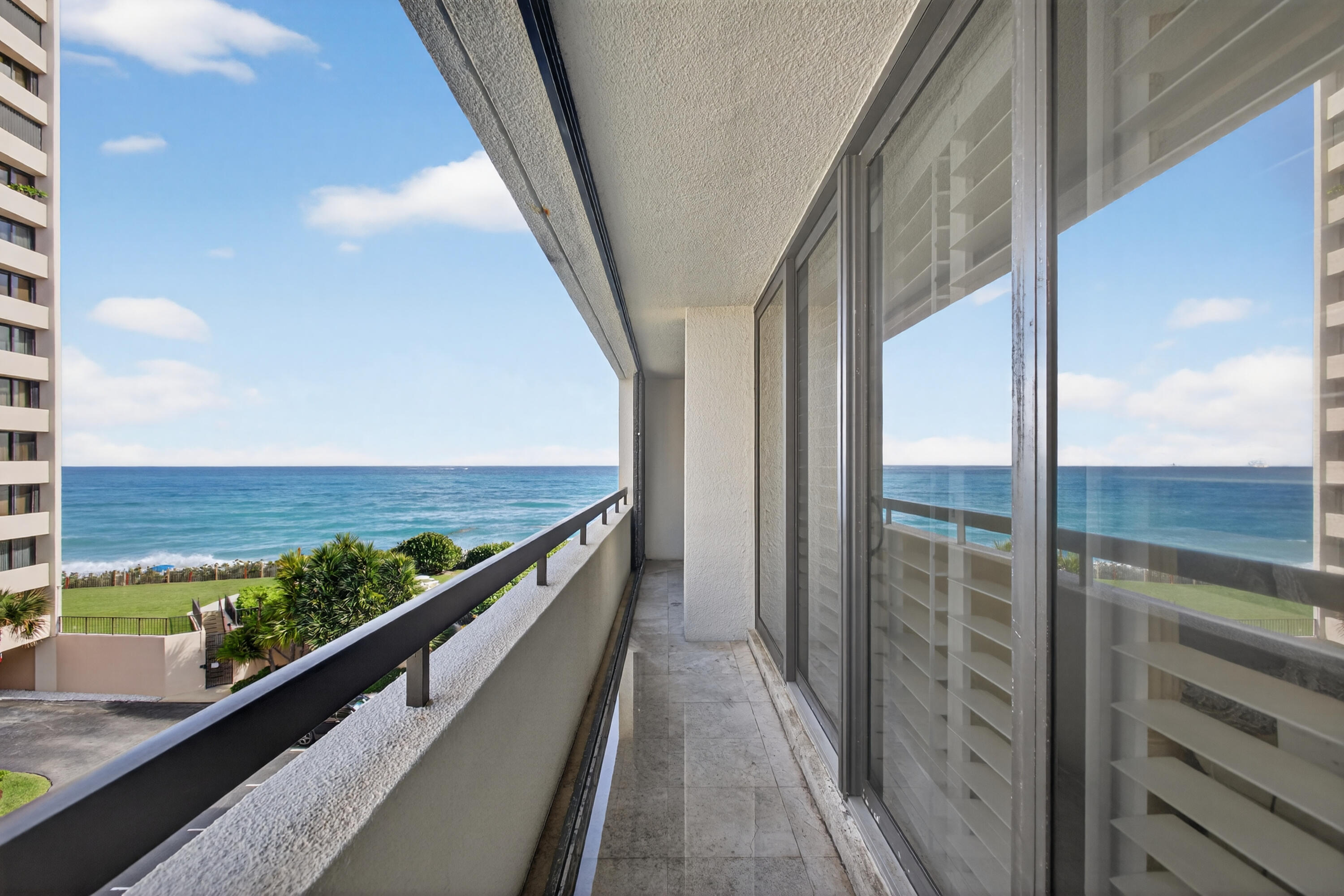 4050 N Ocean Drive 301