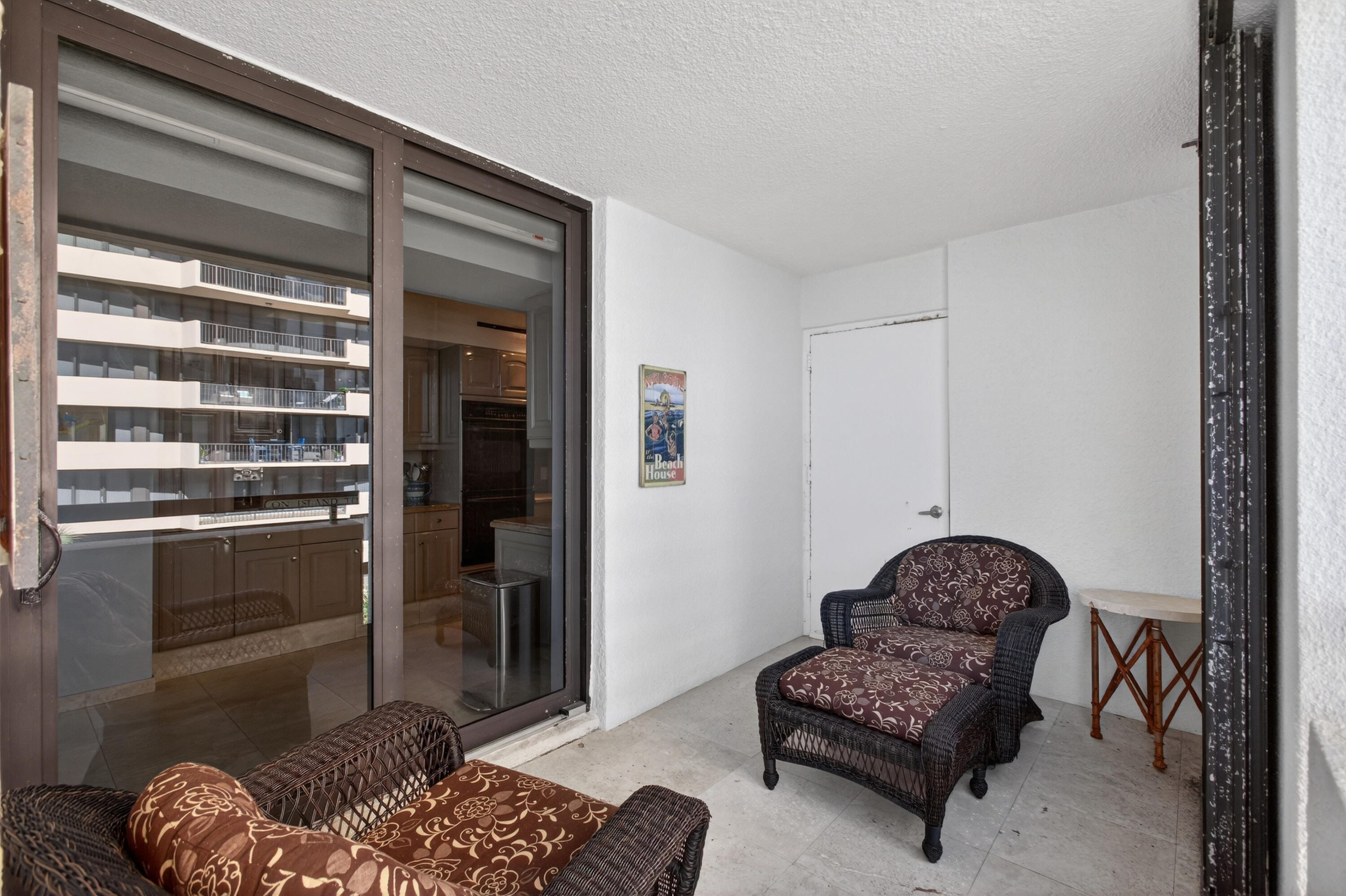 4050 N Ocean Drive 301