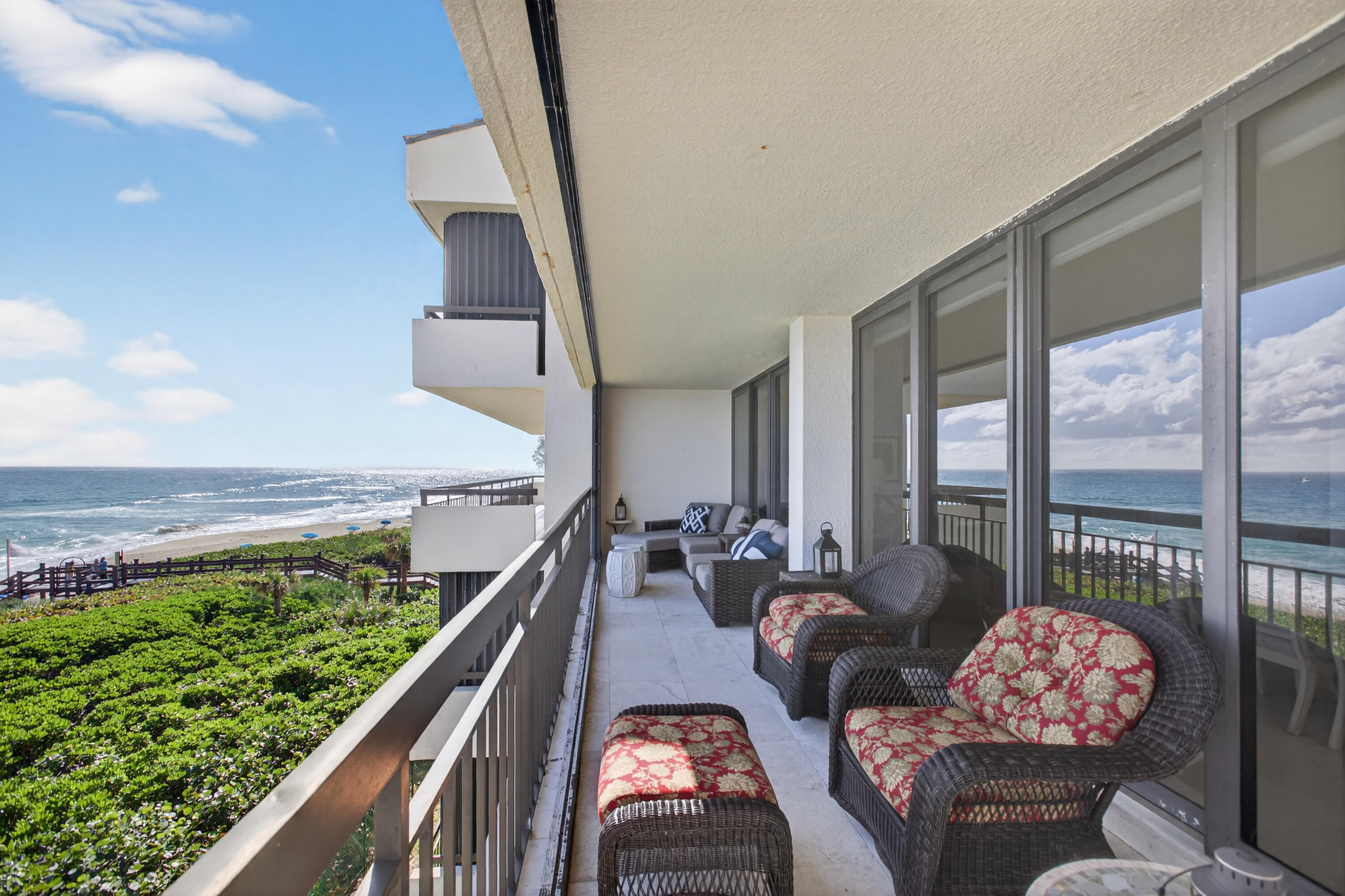 4050 N Ocean Drive 301