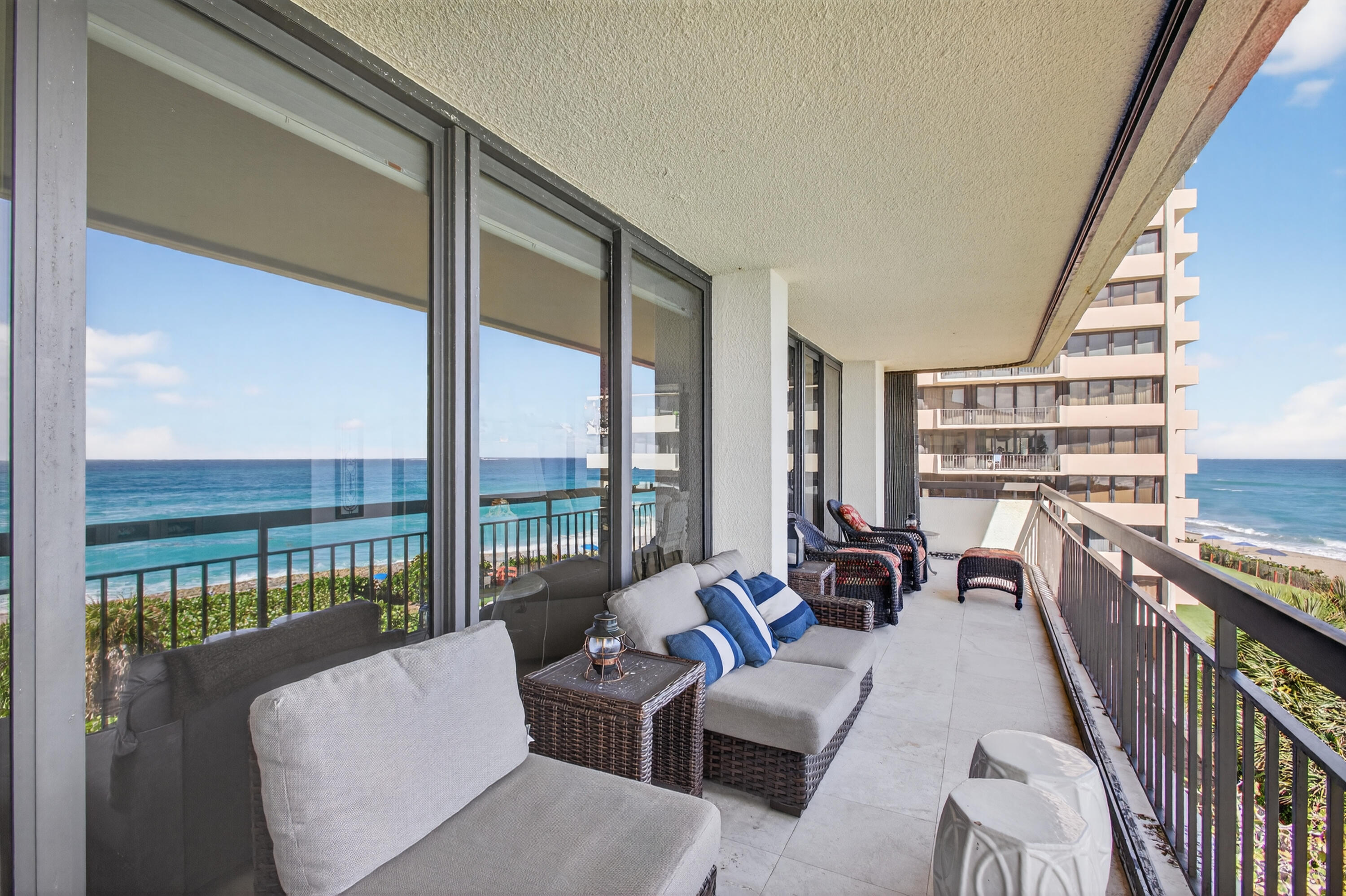4050 N Ocean Drive 301