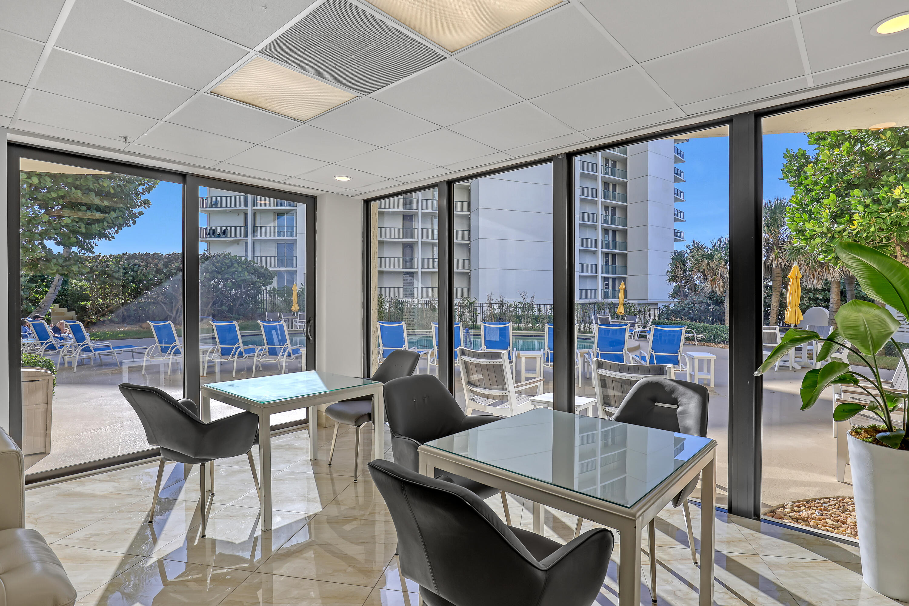 5420 N Ocean Drive 1106