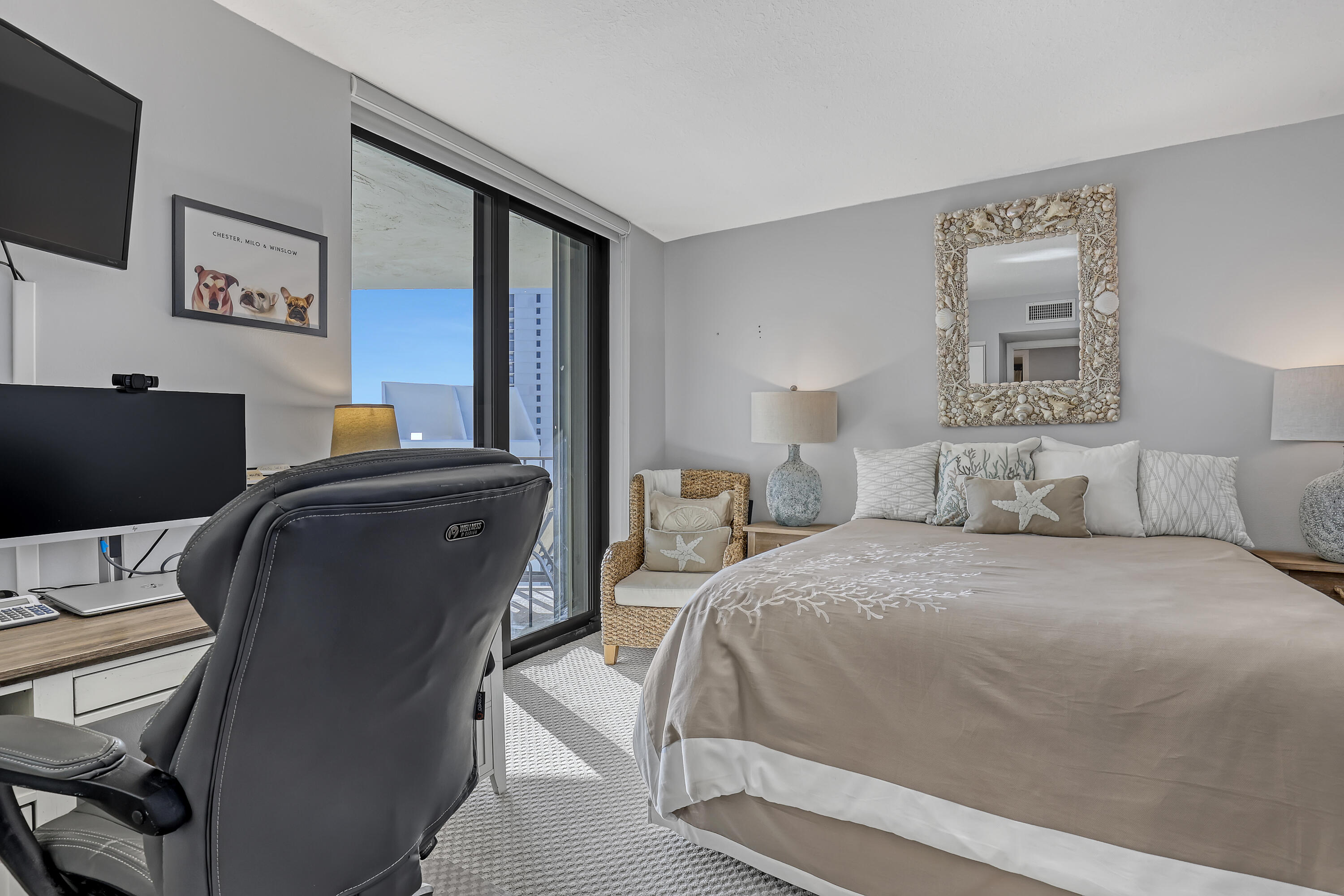 5420 N Ocean Drive 1106
