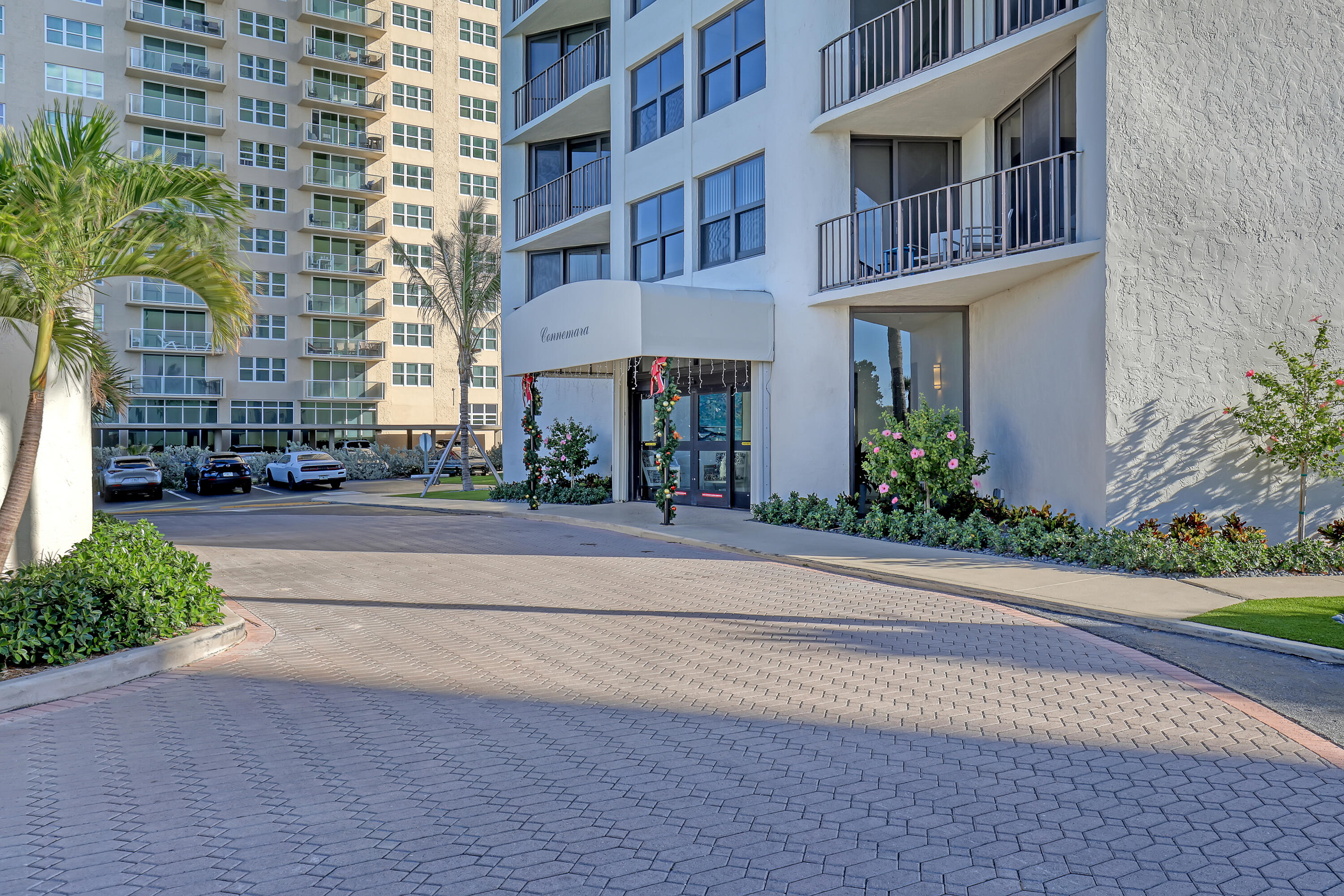 5420 N Ocean Drive 1106