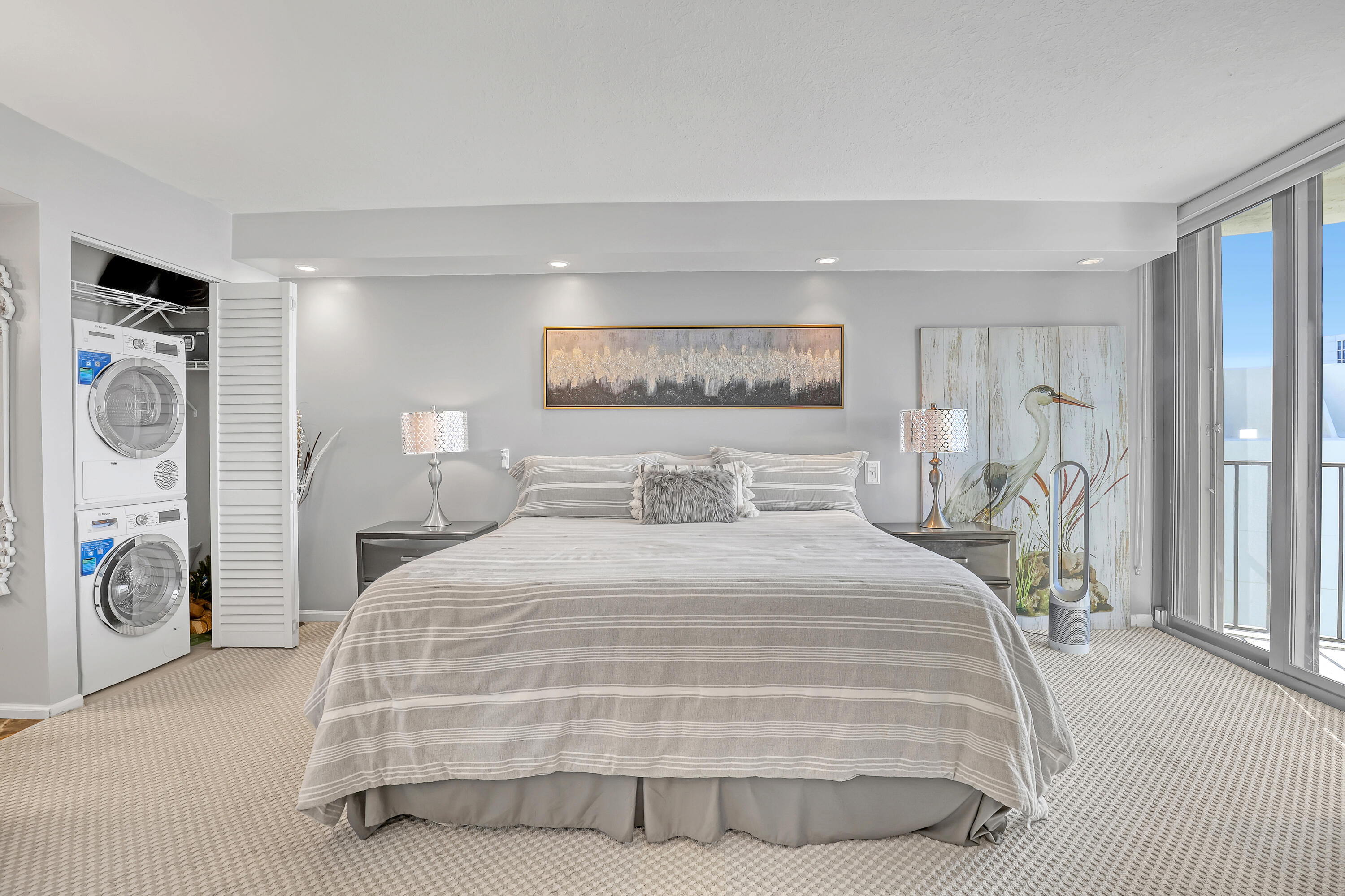 5420 N Ocean Drive 1106