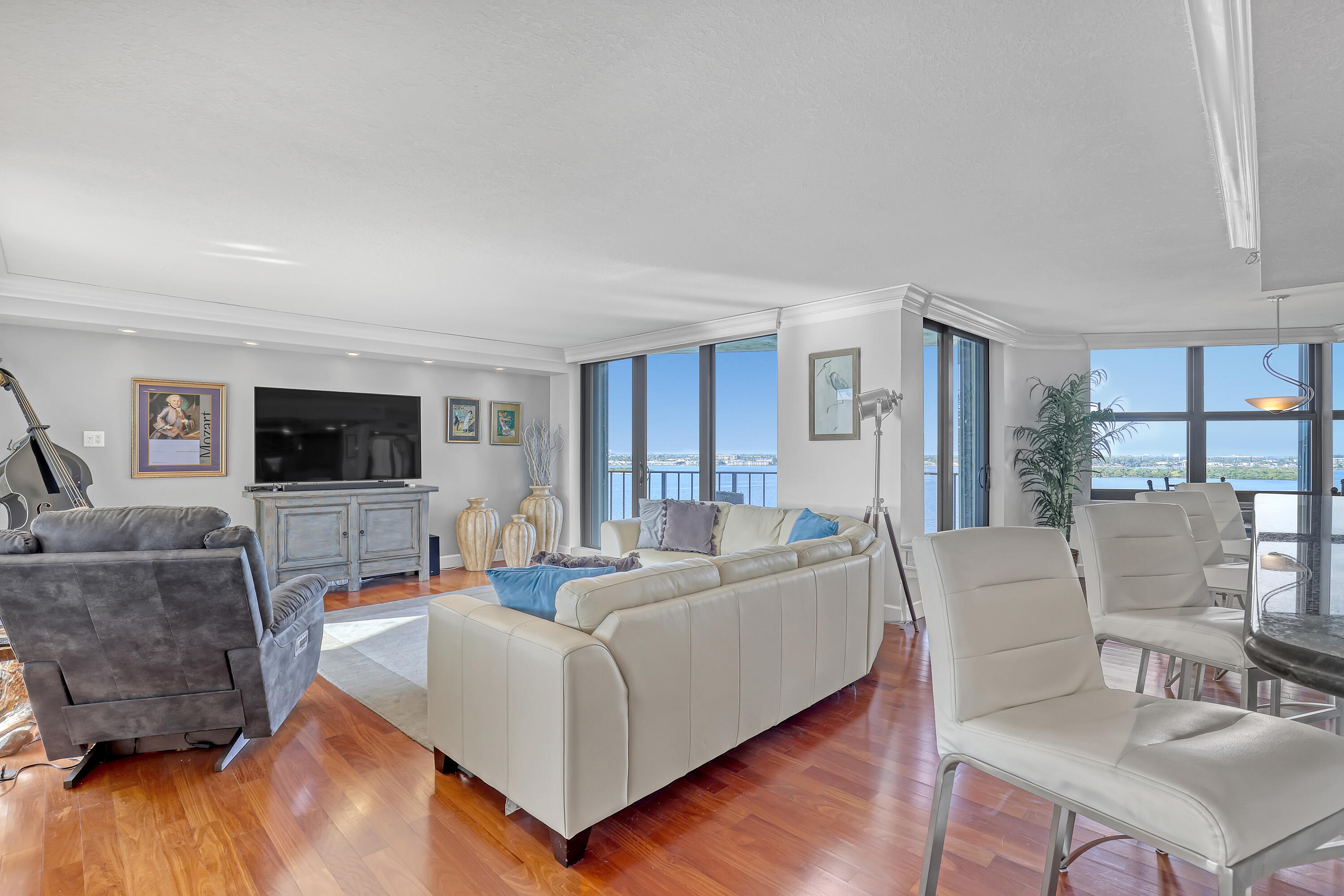 5420 N Ocean Drive 1106