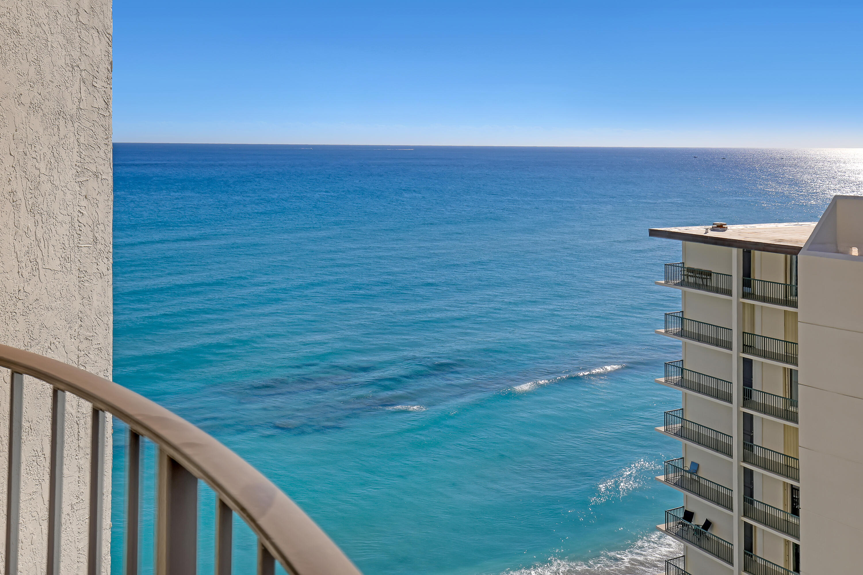 5420 N Ocean Drive 1106