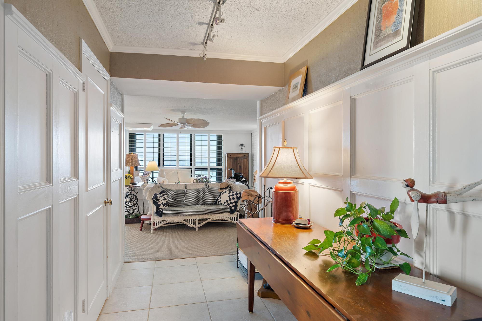 5380 N Ocean Drive 6d