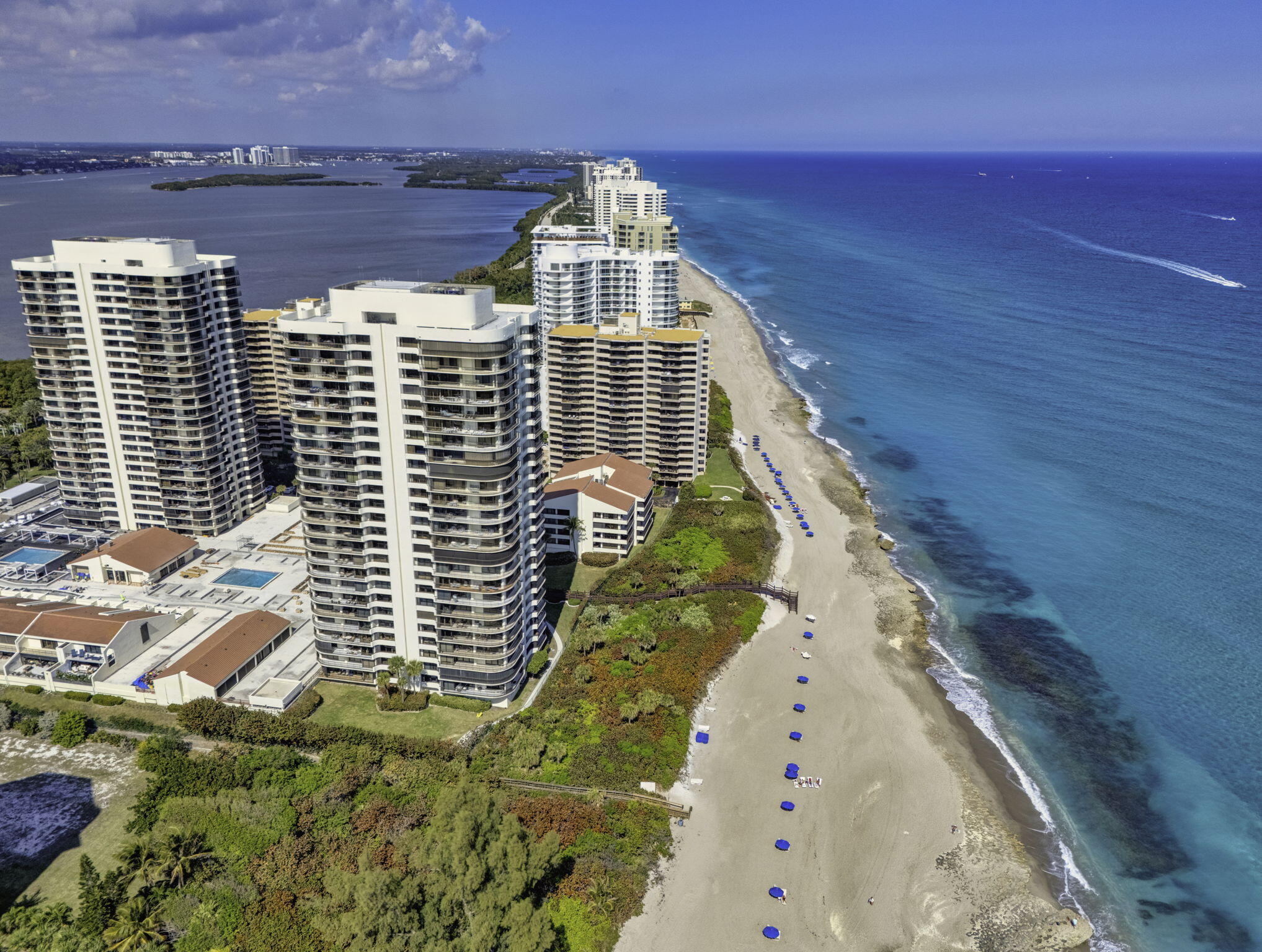 4000 N Ocean Drive 904