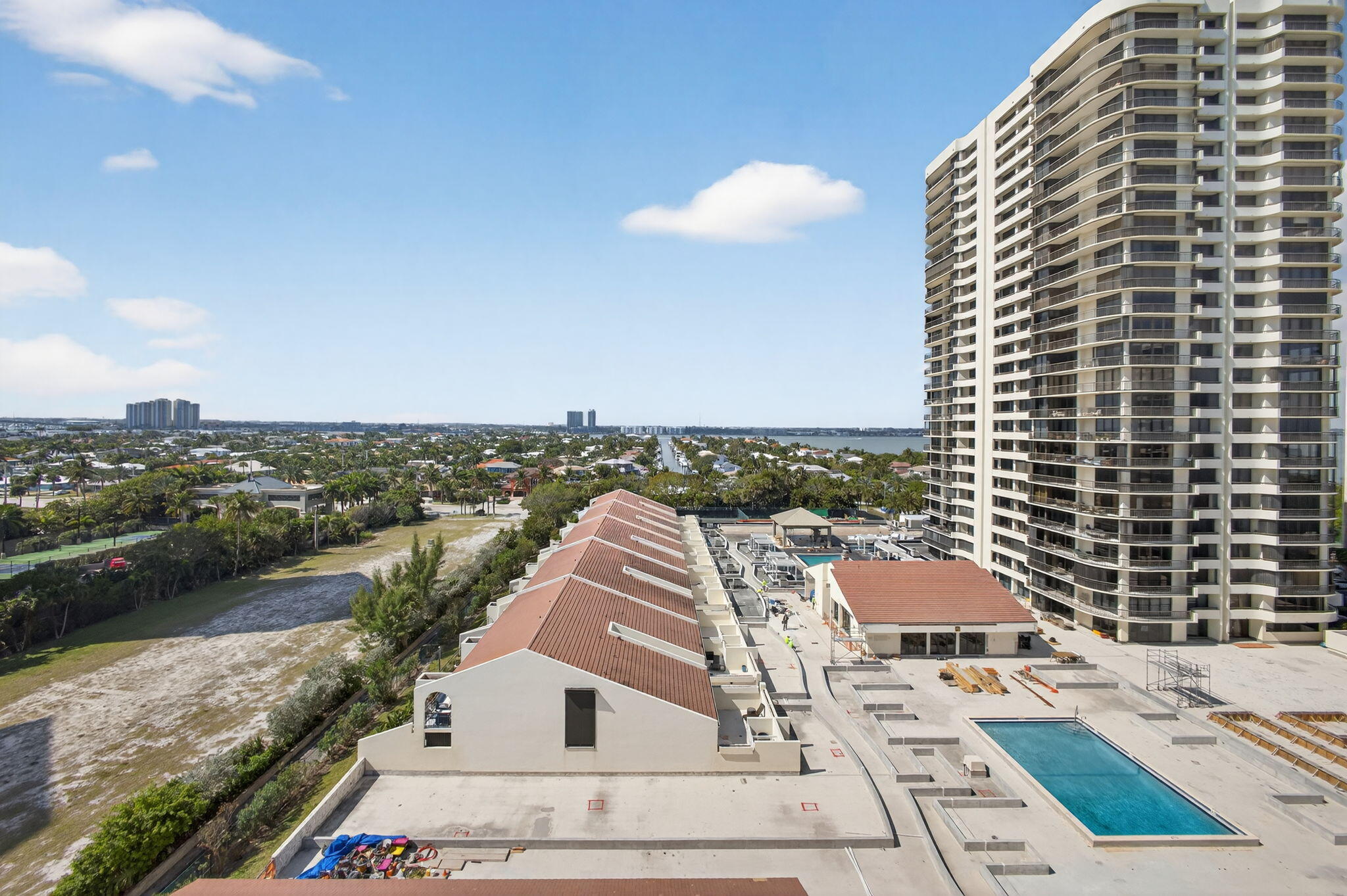 4000 N Ocean Drive 904