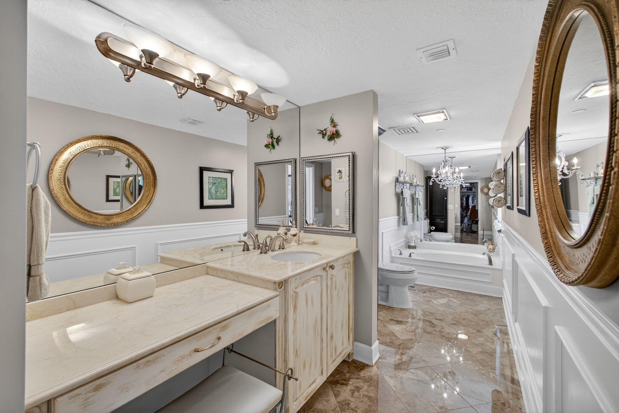 4000 N Ocean Drive 904