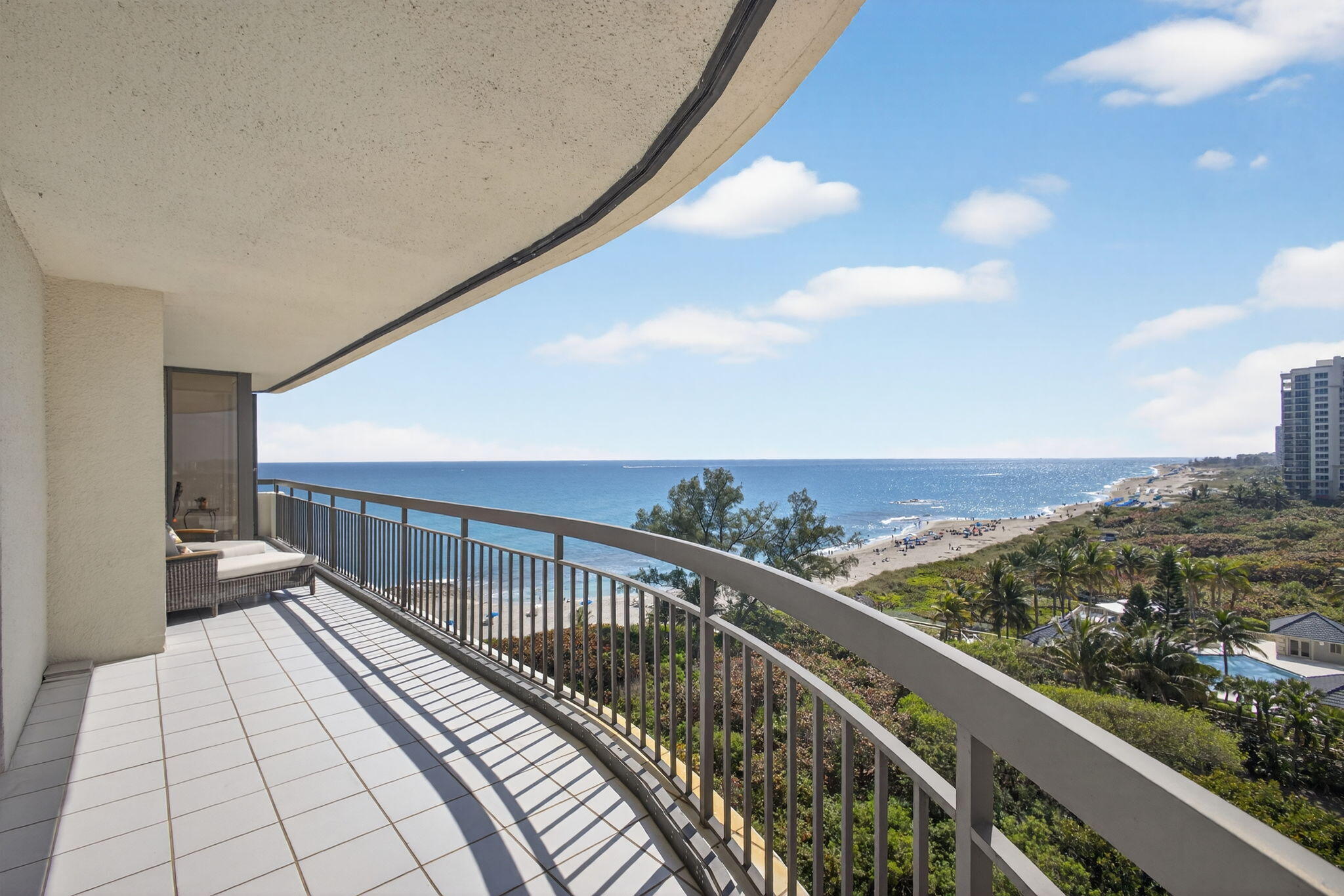 4000 N Ocean Drive 904