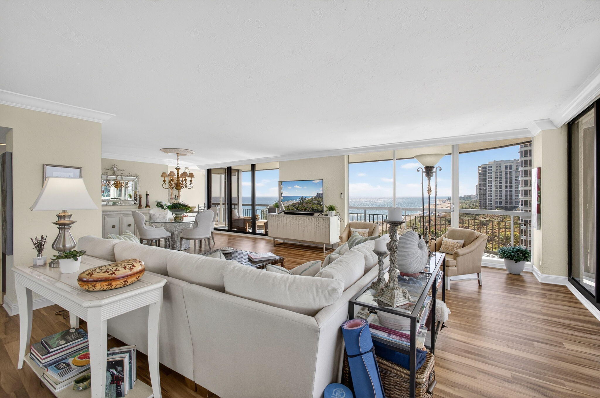 4000 N Ocean Drive 904