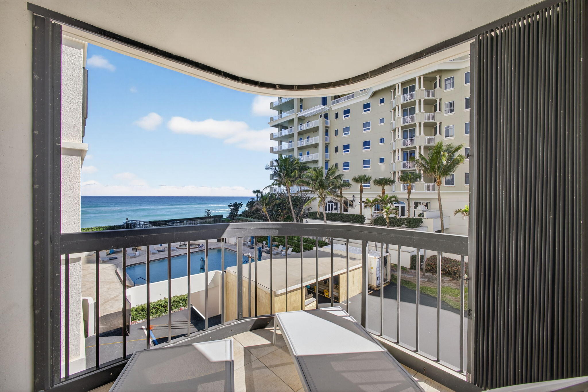 5380 N Ocean Drive 3b