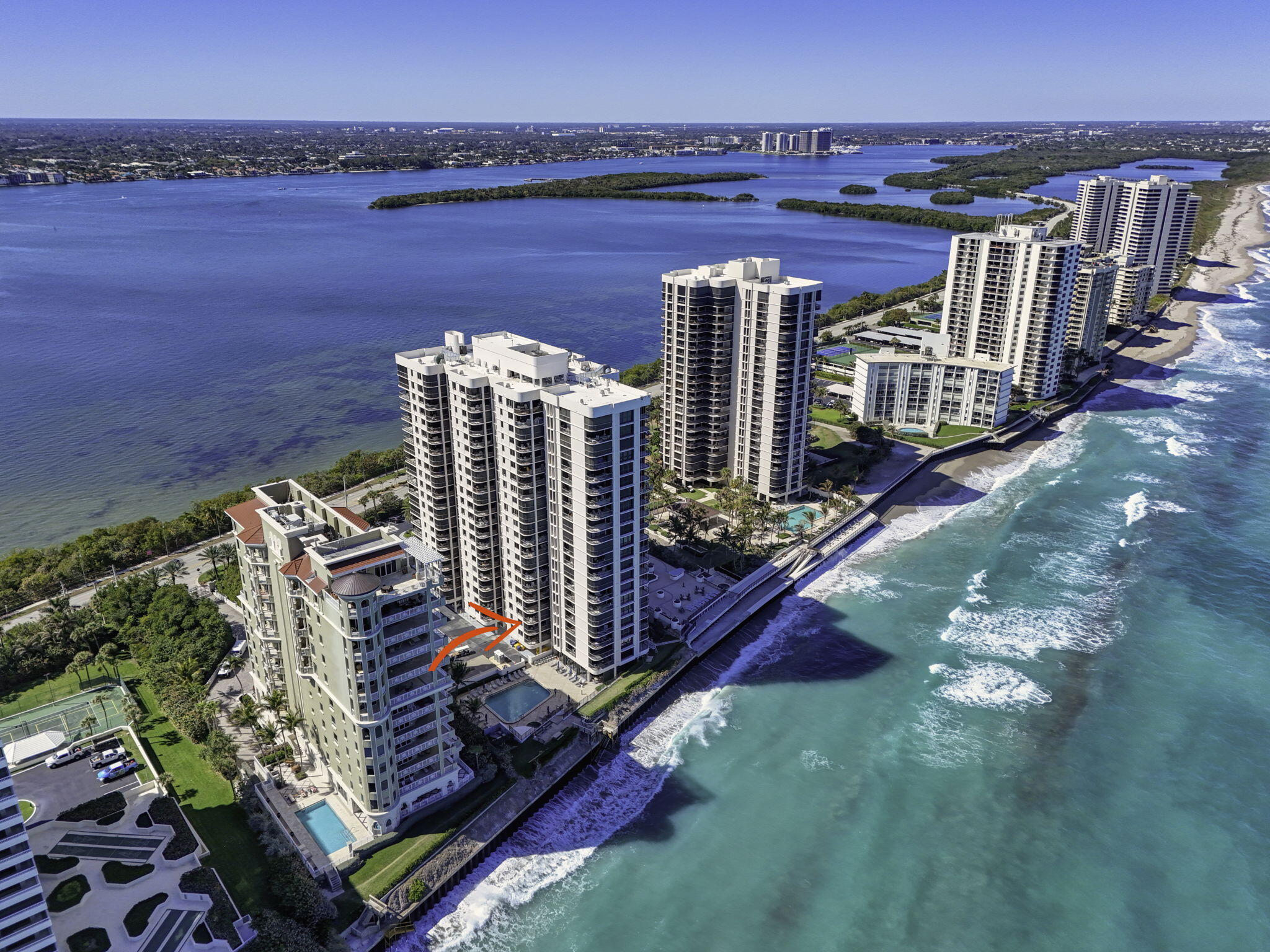 5380 N Ocean Drive 3b