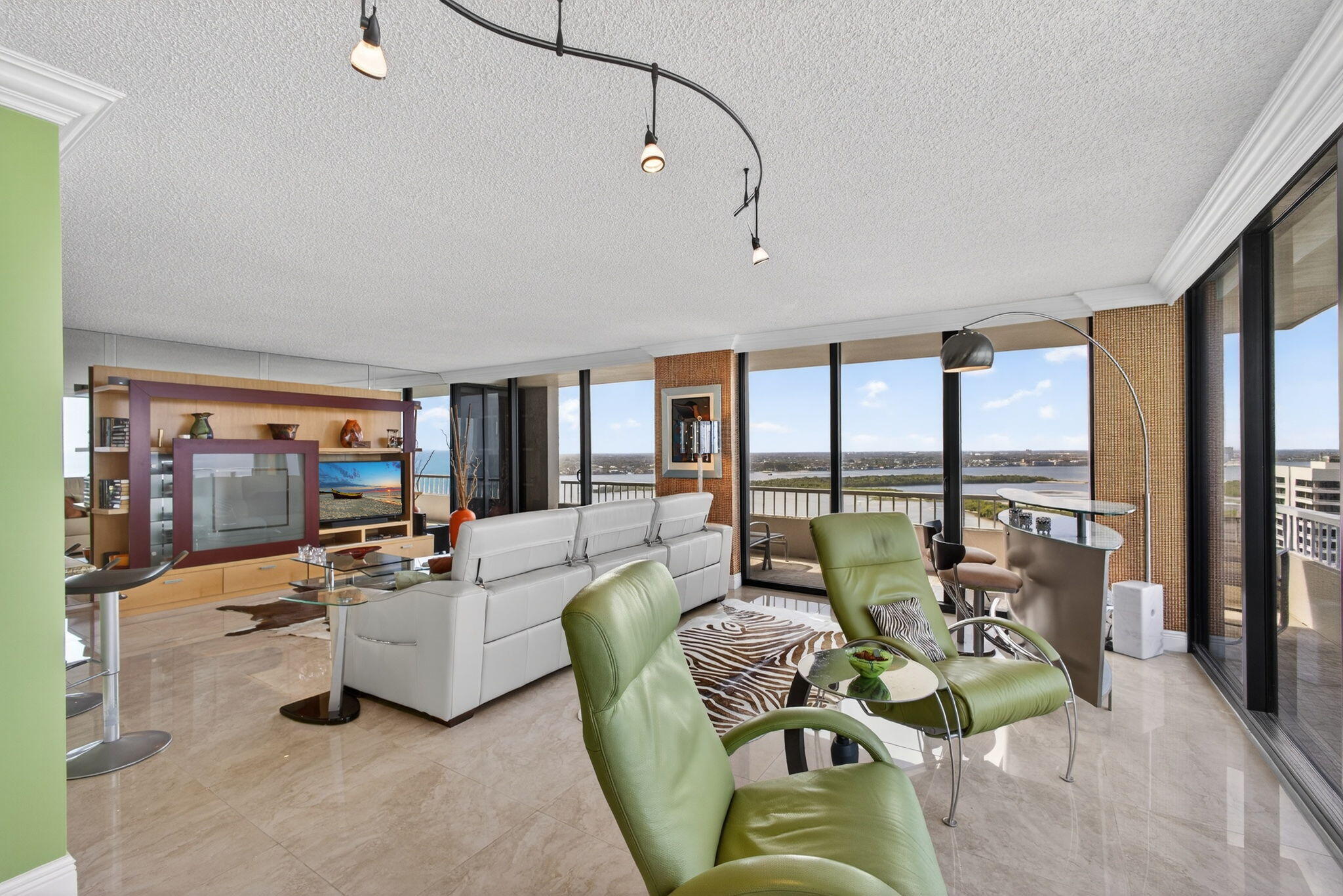5510 N Ocean Drive 26c
