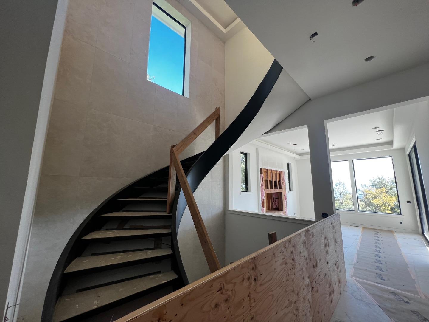 19042 Overlook Road