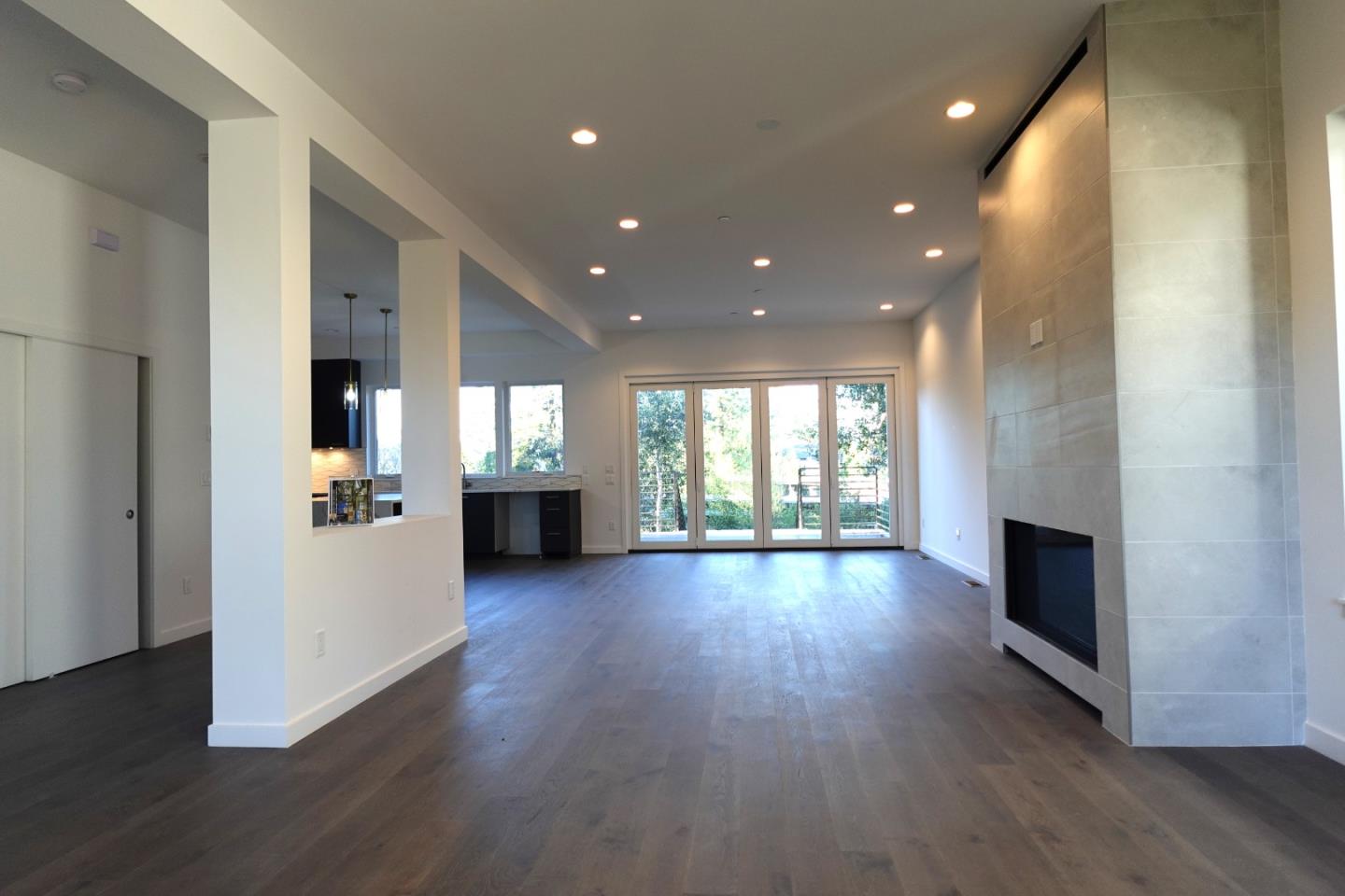 10 Cardinal CT