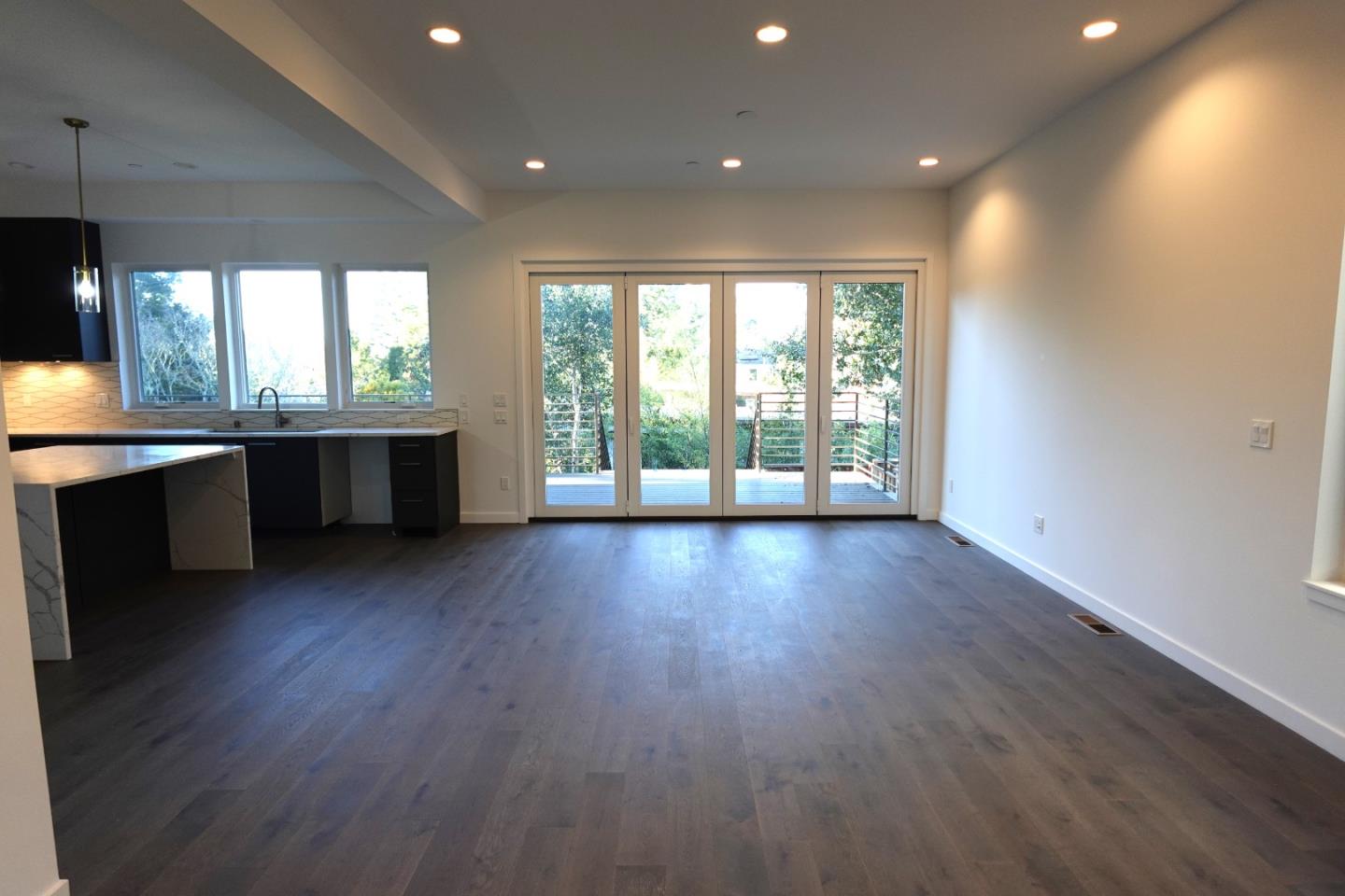 10 Cardinal CT