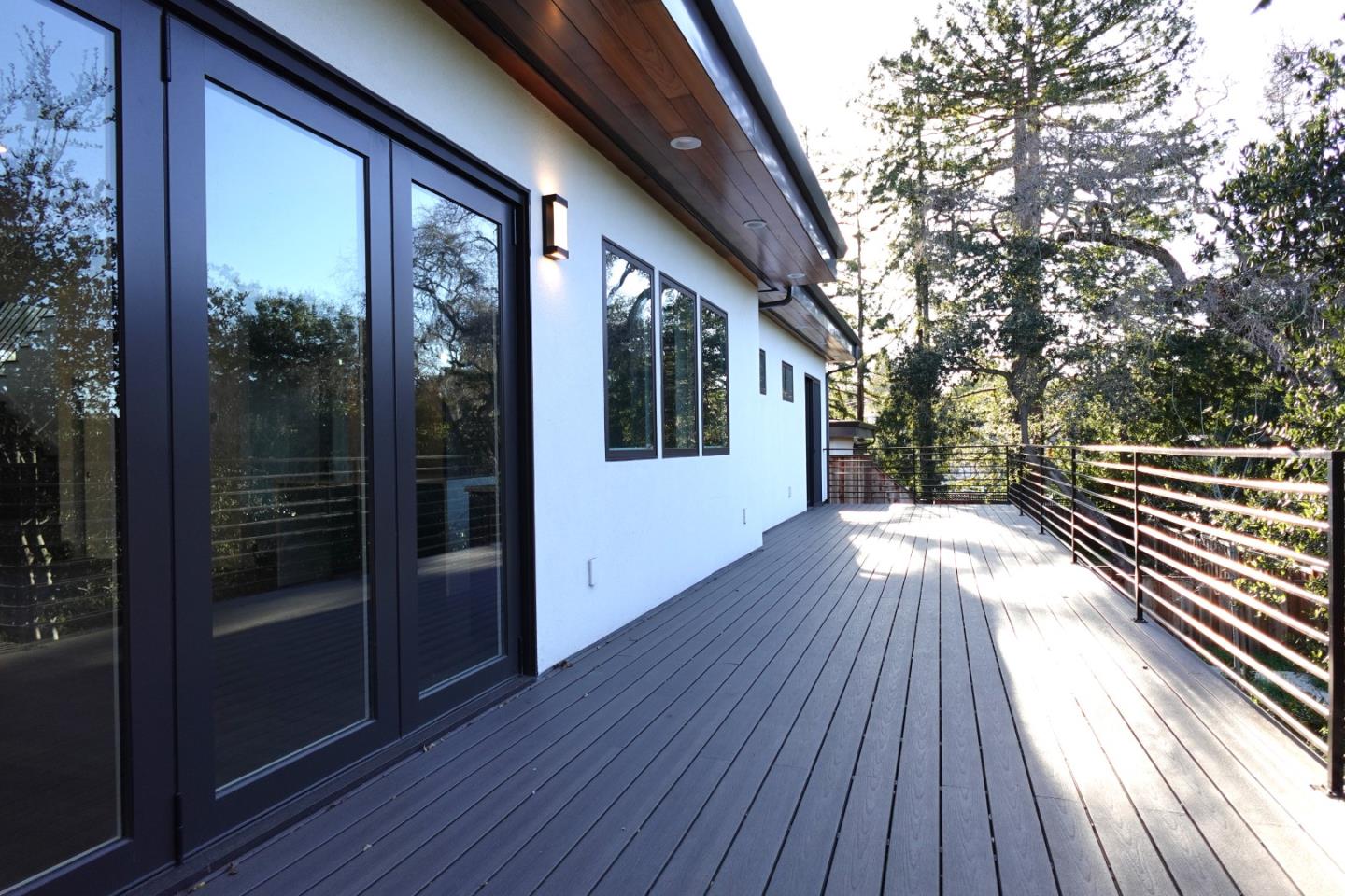 10 Cardinal CT