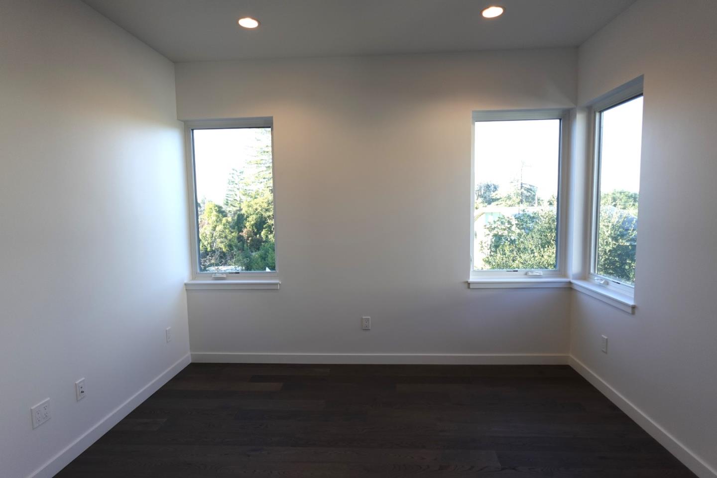 10 Cardinal CT