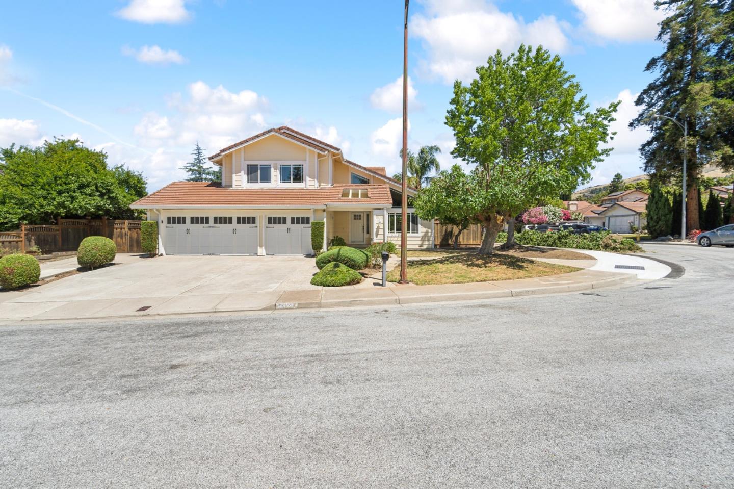 3473 Ambum AVE