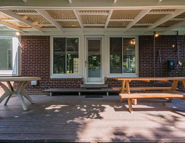 1021 NORWICH Drive