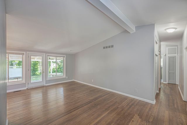 1021 NORWICH Drive