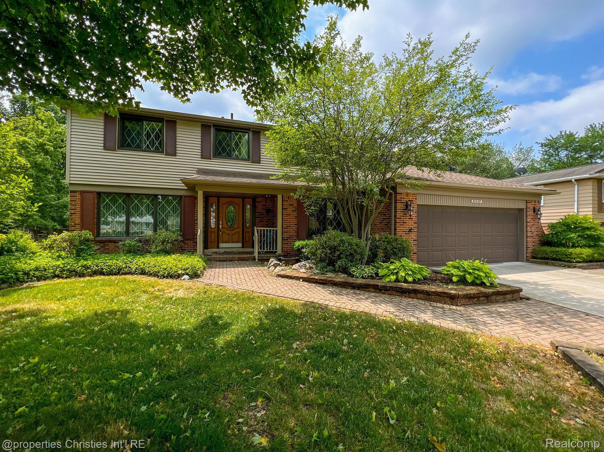 35439 NORTHGATE Drive