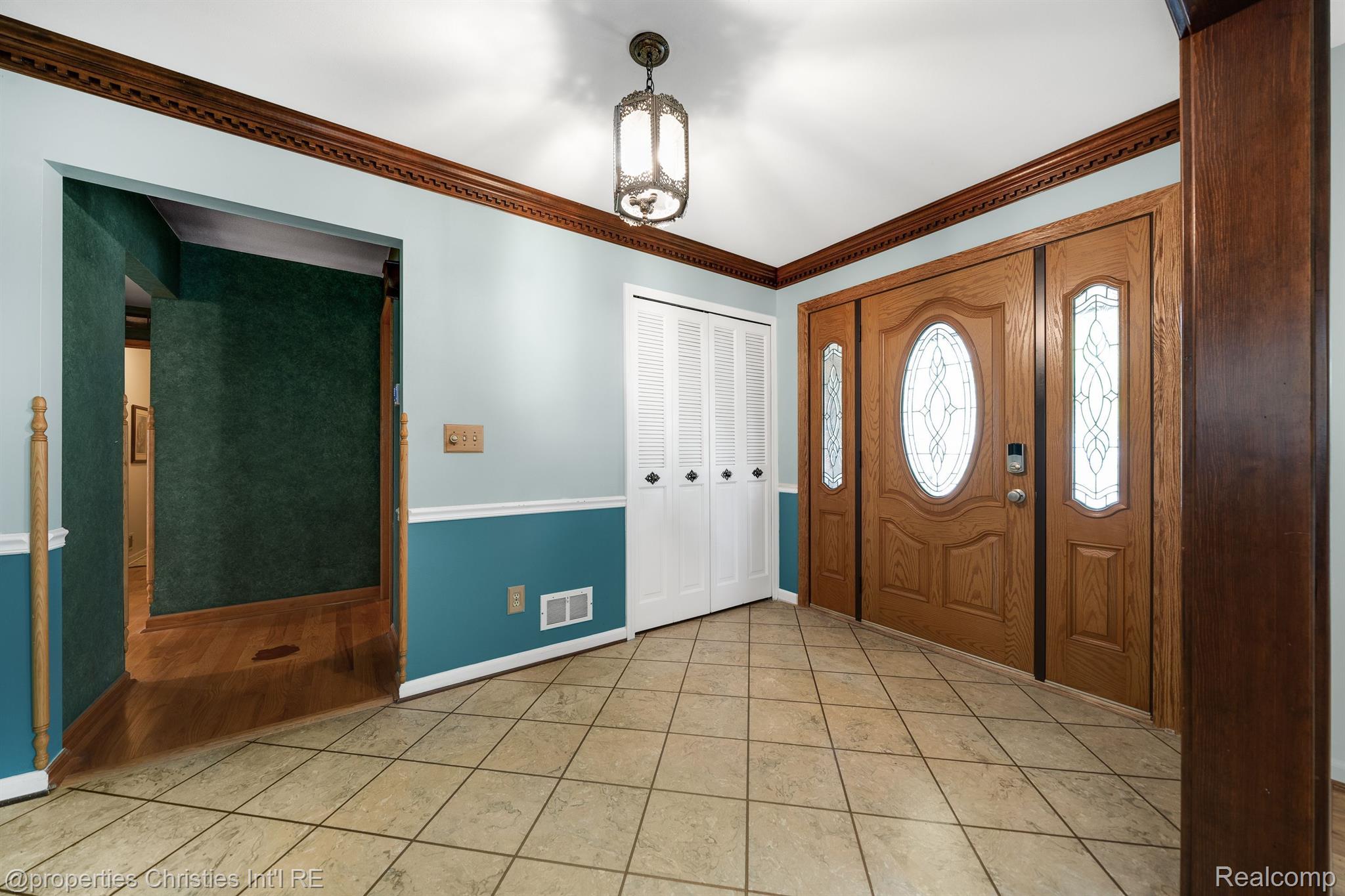 35439 NORTHGATE Drive