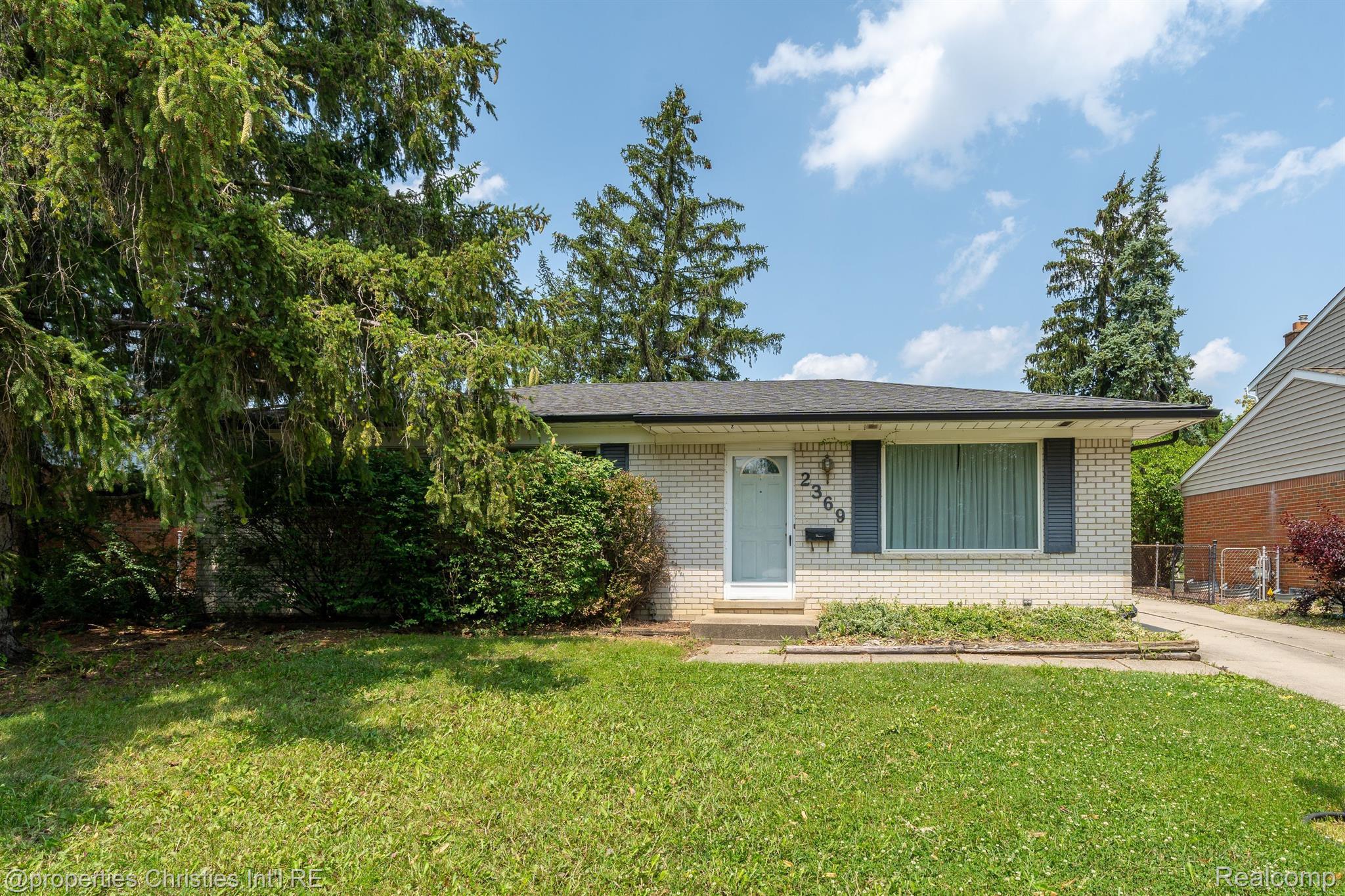 2369 PARIS Drive