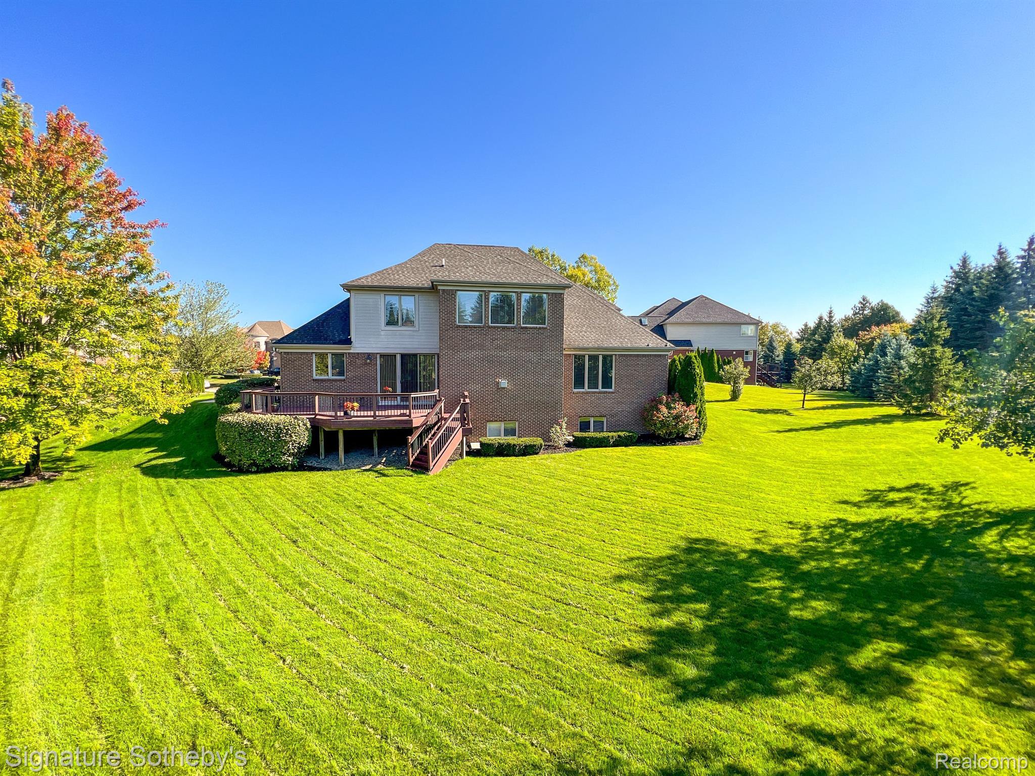 17464 WILLIAMSBURG