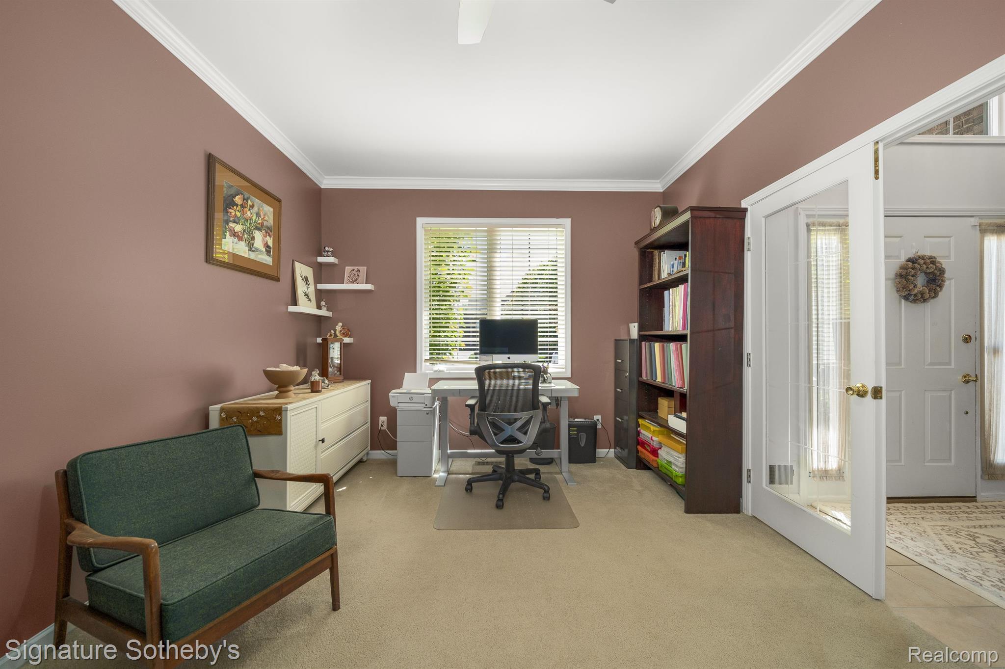54647 AURORA Park
