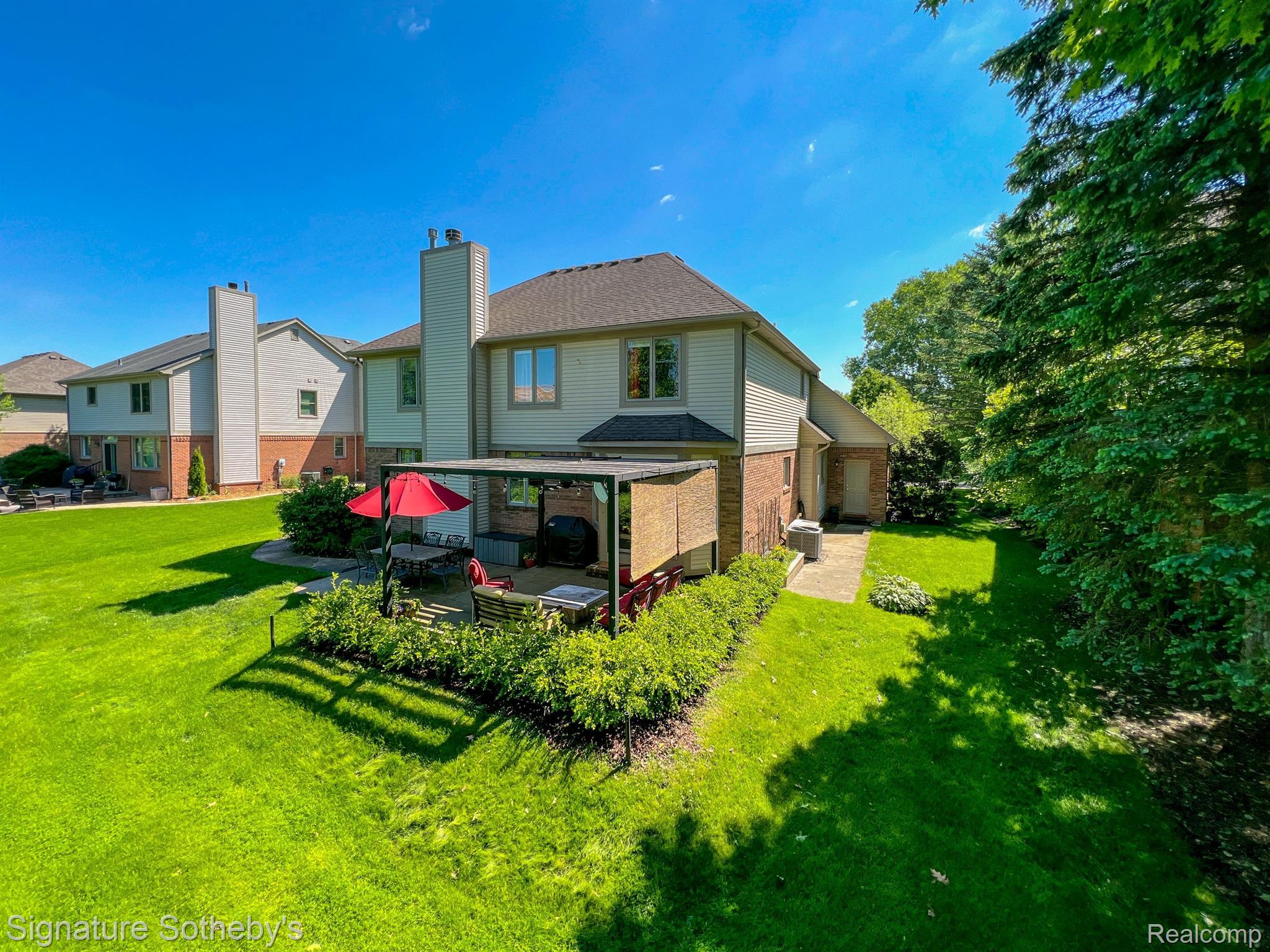 54647 AURORA Park