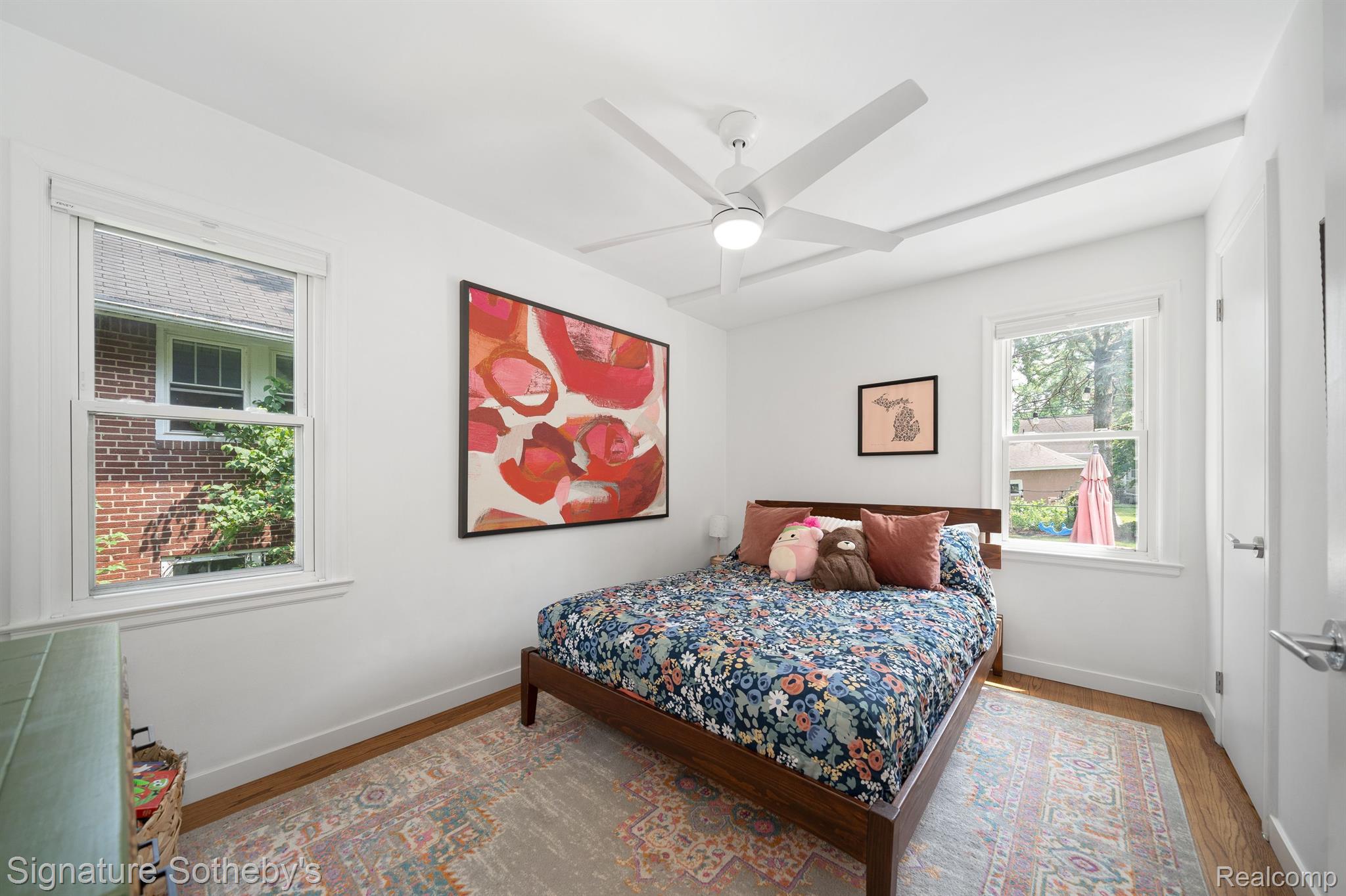 1207 GREENLEAF Drive