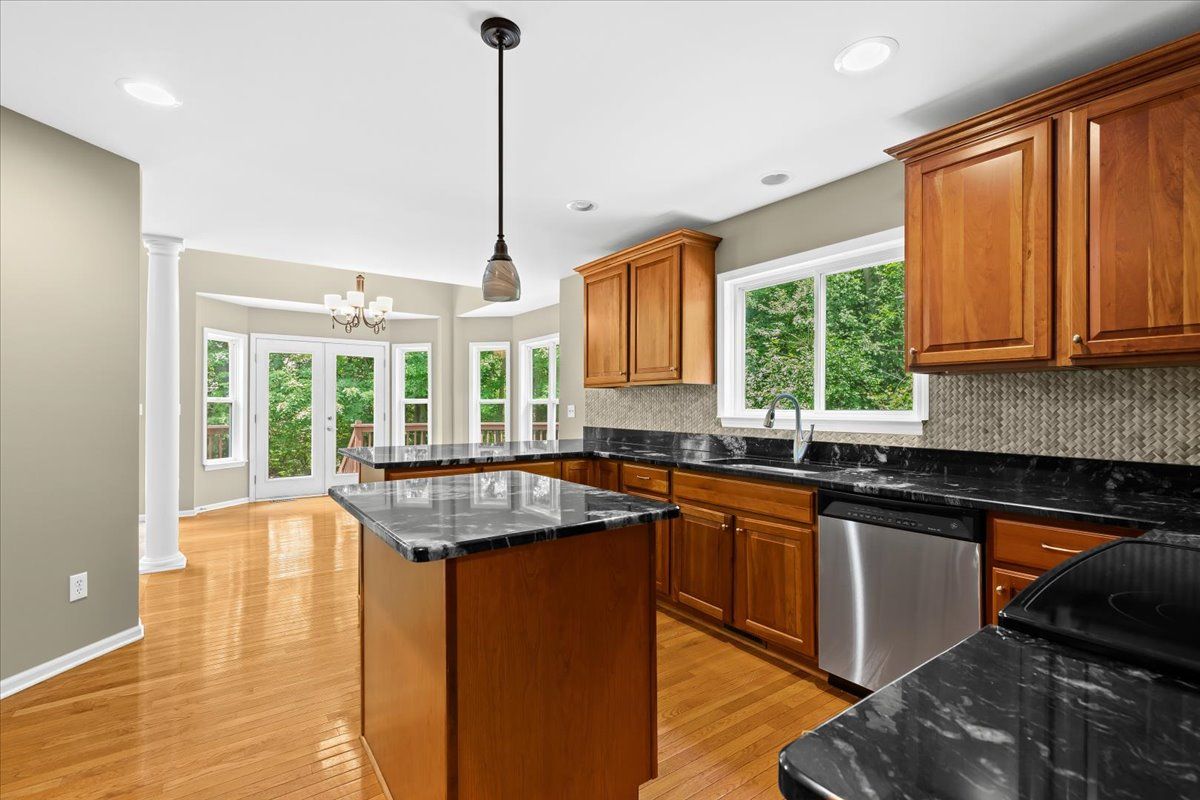 854 WEEPING WILLOW Drive