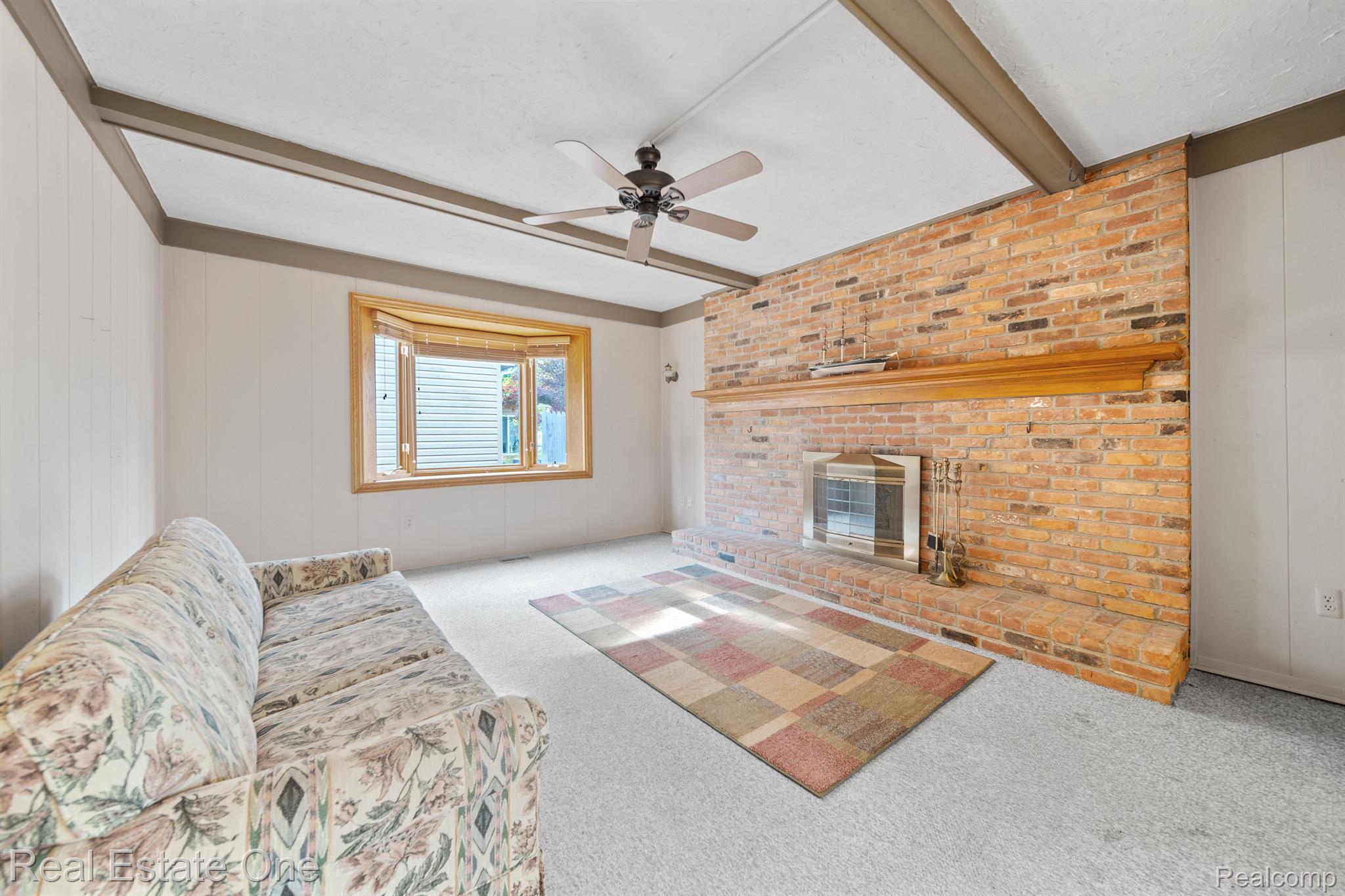 6055 PORTERIDGE Lane