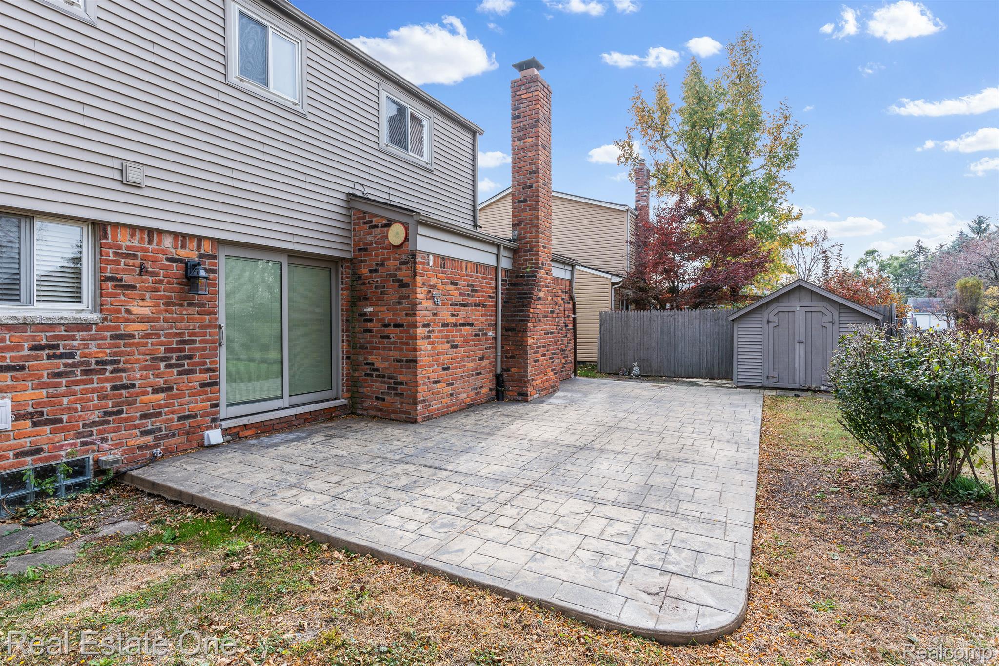 6055 PORTERIDGE Lane