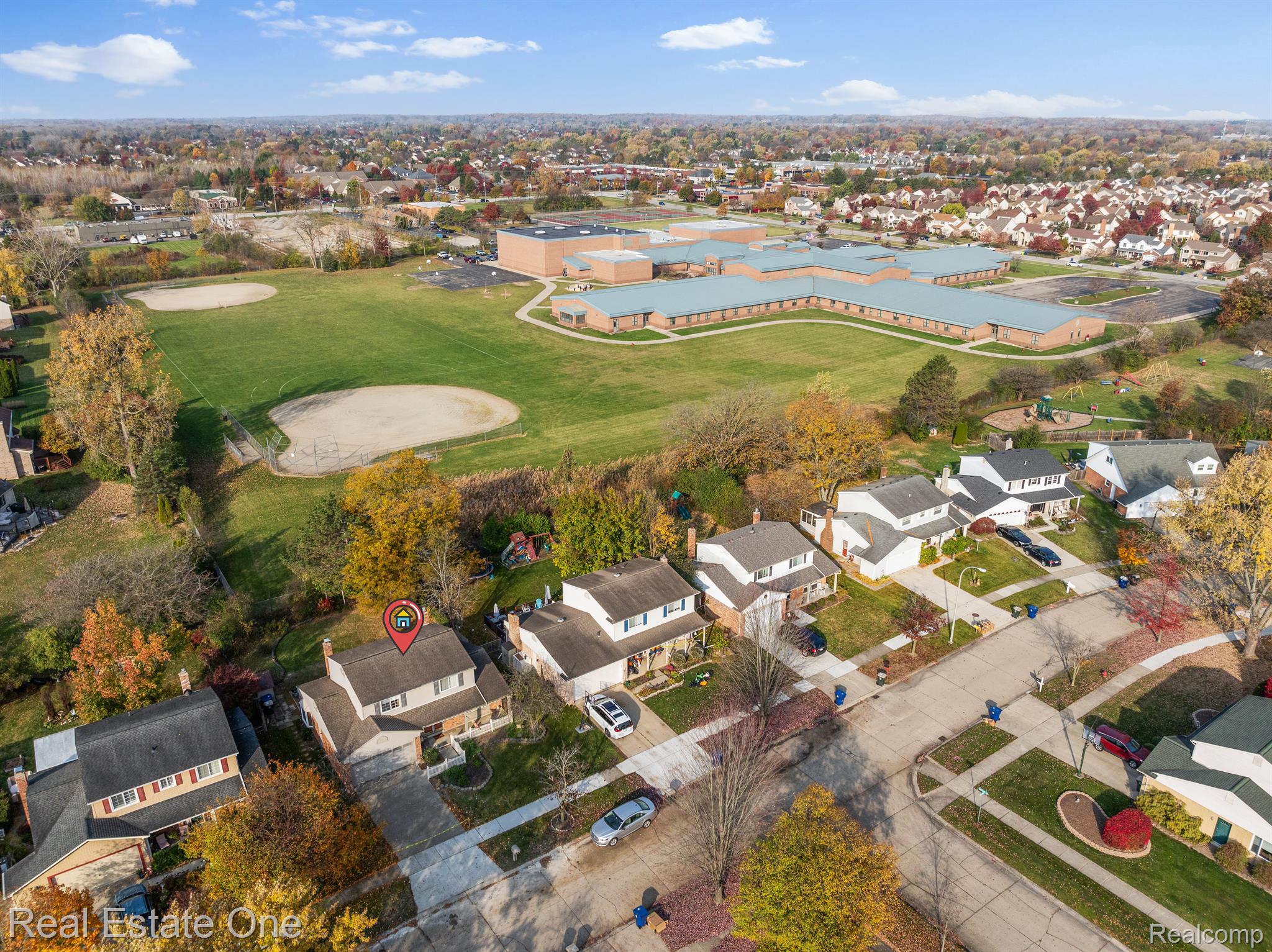 6055 PORTERIDGE Lane