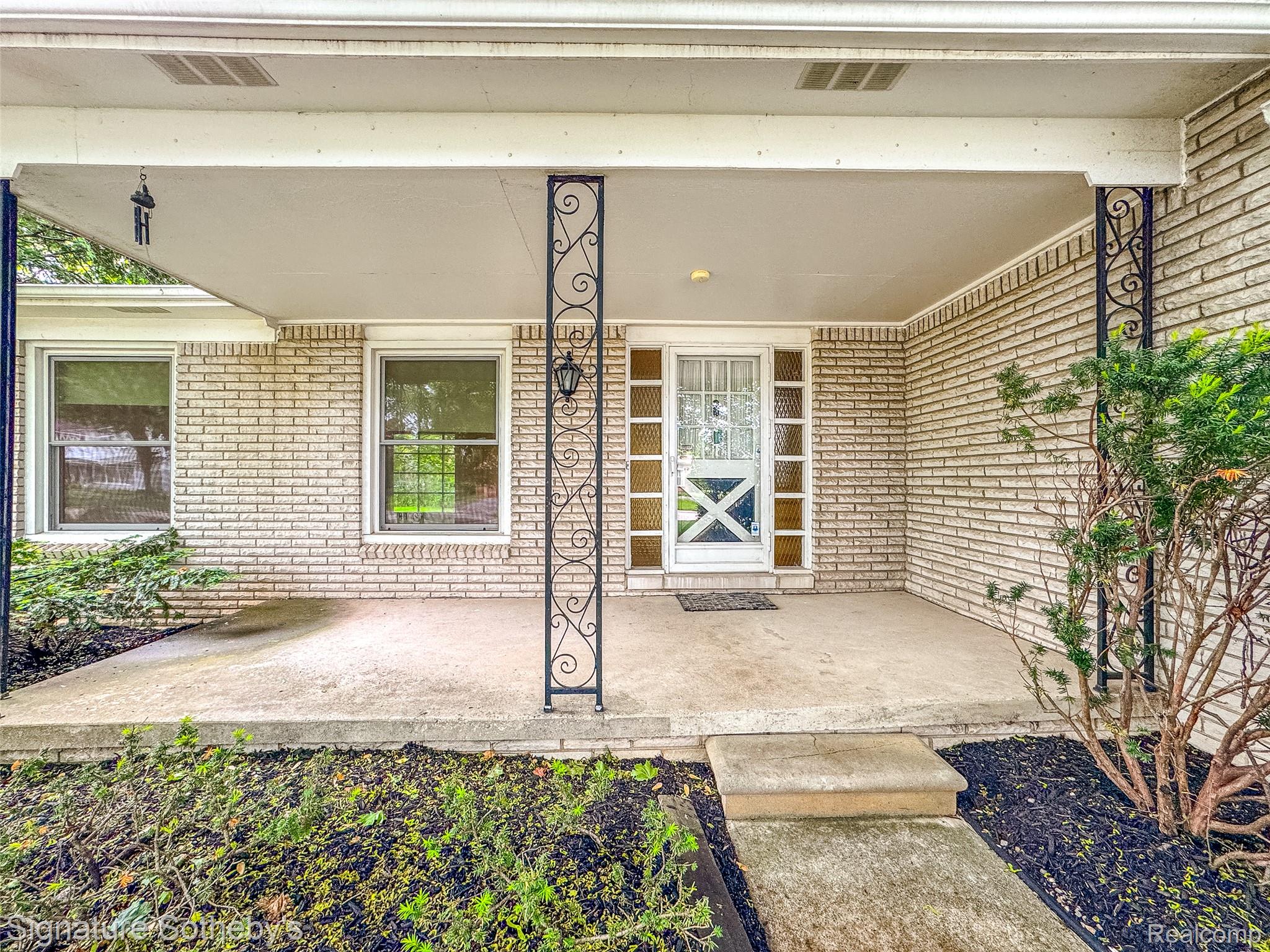 28988 Ramblewood Drive